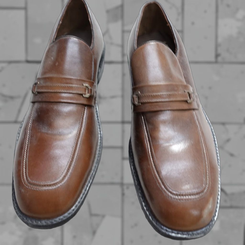 Vintage Hytest Men's Loafers 10 Brown Apron Toe Horsebit Cap Toe Goodyear Welt Leather Slip On Casual Shoes Mens Brown Loafers Cap Toe NBD Stock Navy? Size ONE SIZE - 1 Thumbnail