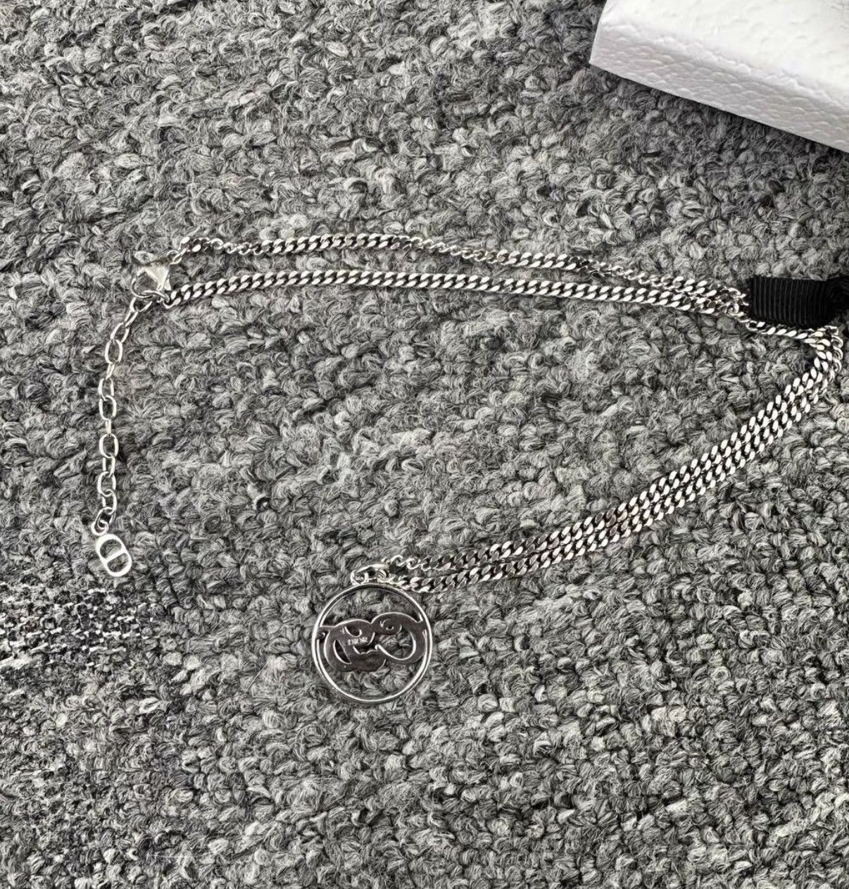 Dior Dior x Kenny Scharf CD letter silver necklace K12 Size ONE SIZE - 1 Thumbnail