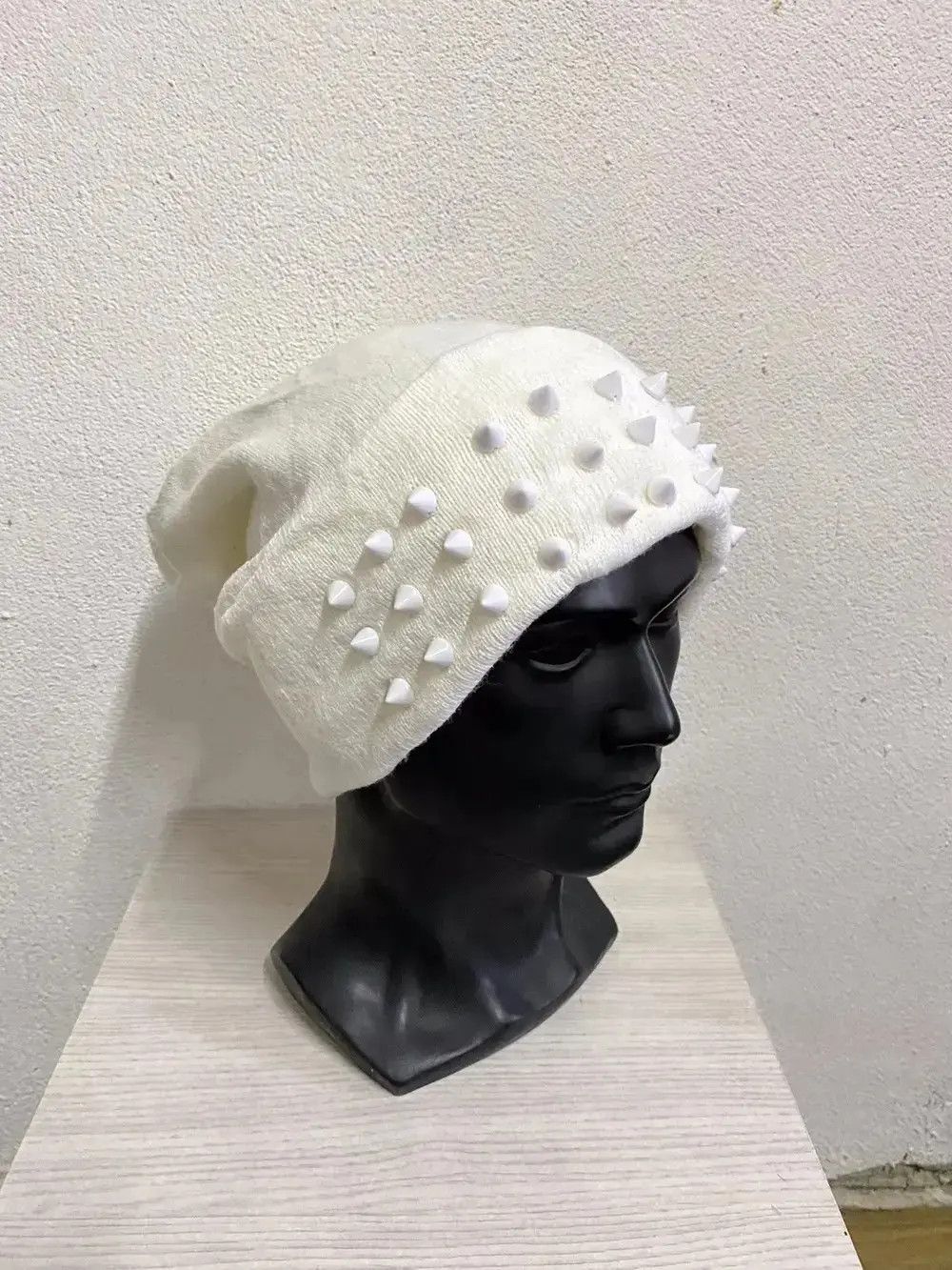 H&M H&M Seditionaries Beanie Hat Size ONE SIZE - 3 Thumbnail