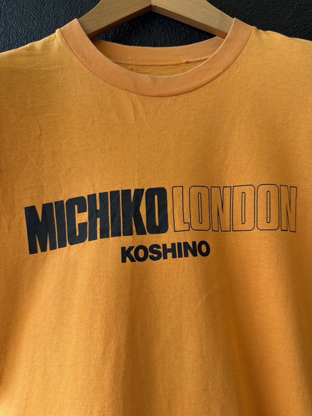 Michiko Koshino London ARCHIVE VINTAGE Michiko London Koshino Logo Tee 90s/Y2K Size US L / EU 52-54 / 3 - 3 Thumbnail