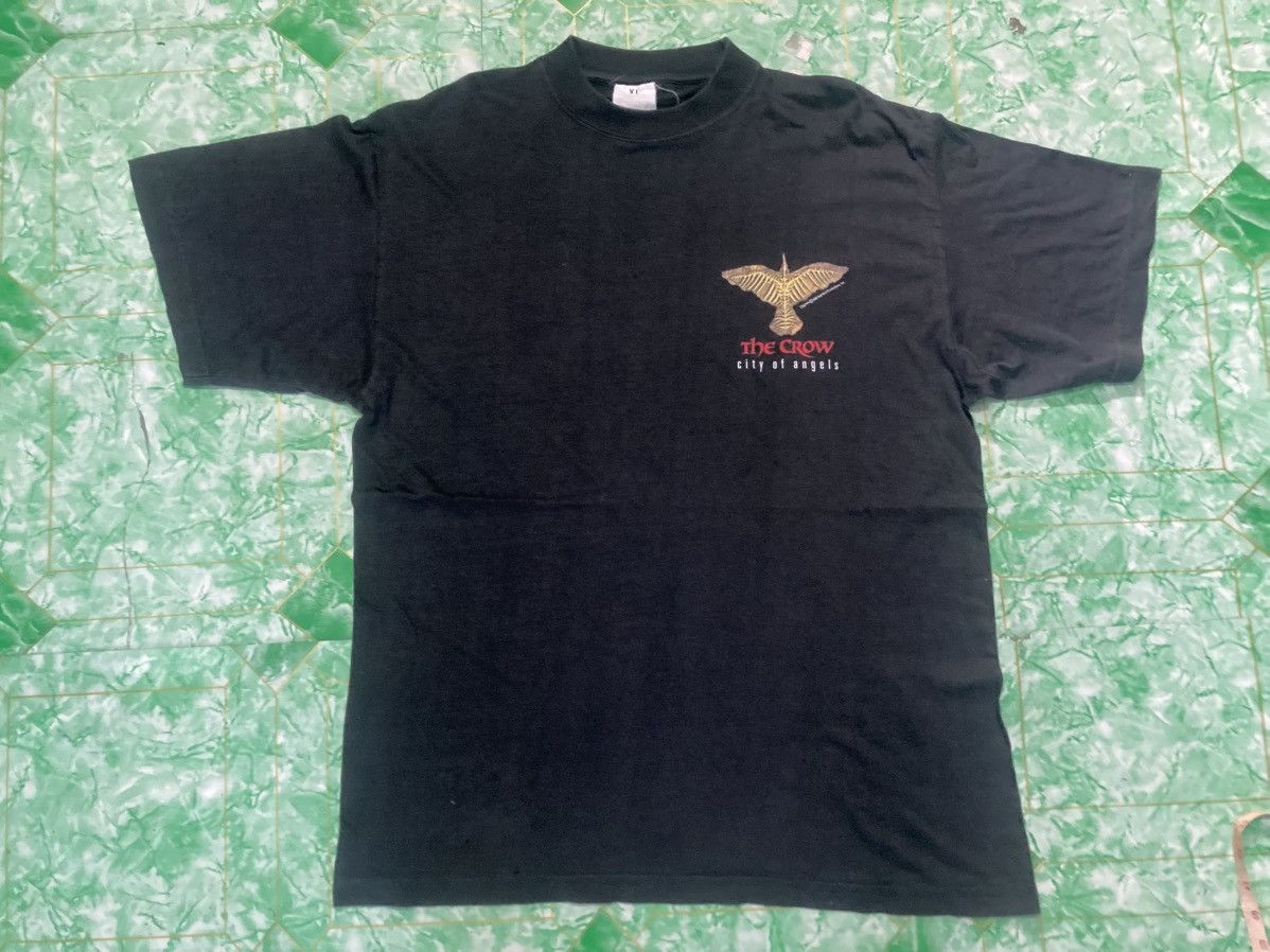 Vintage Vintage The Crown Promo Movie Tee 1996 Size US XL / EU 56 / 4 - 1 Thumbnail
