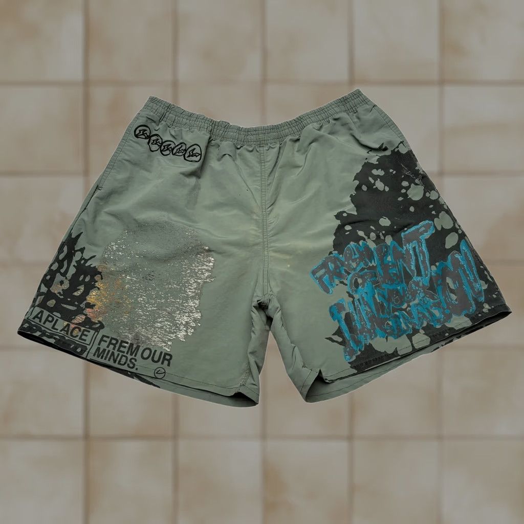 Travis Scott Travis Scott Cactus Jack Shorts Men's 2XL Multicolor Size US 39 - 1 Thumbnail