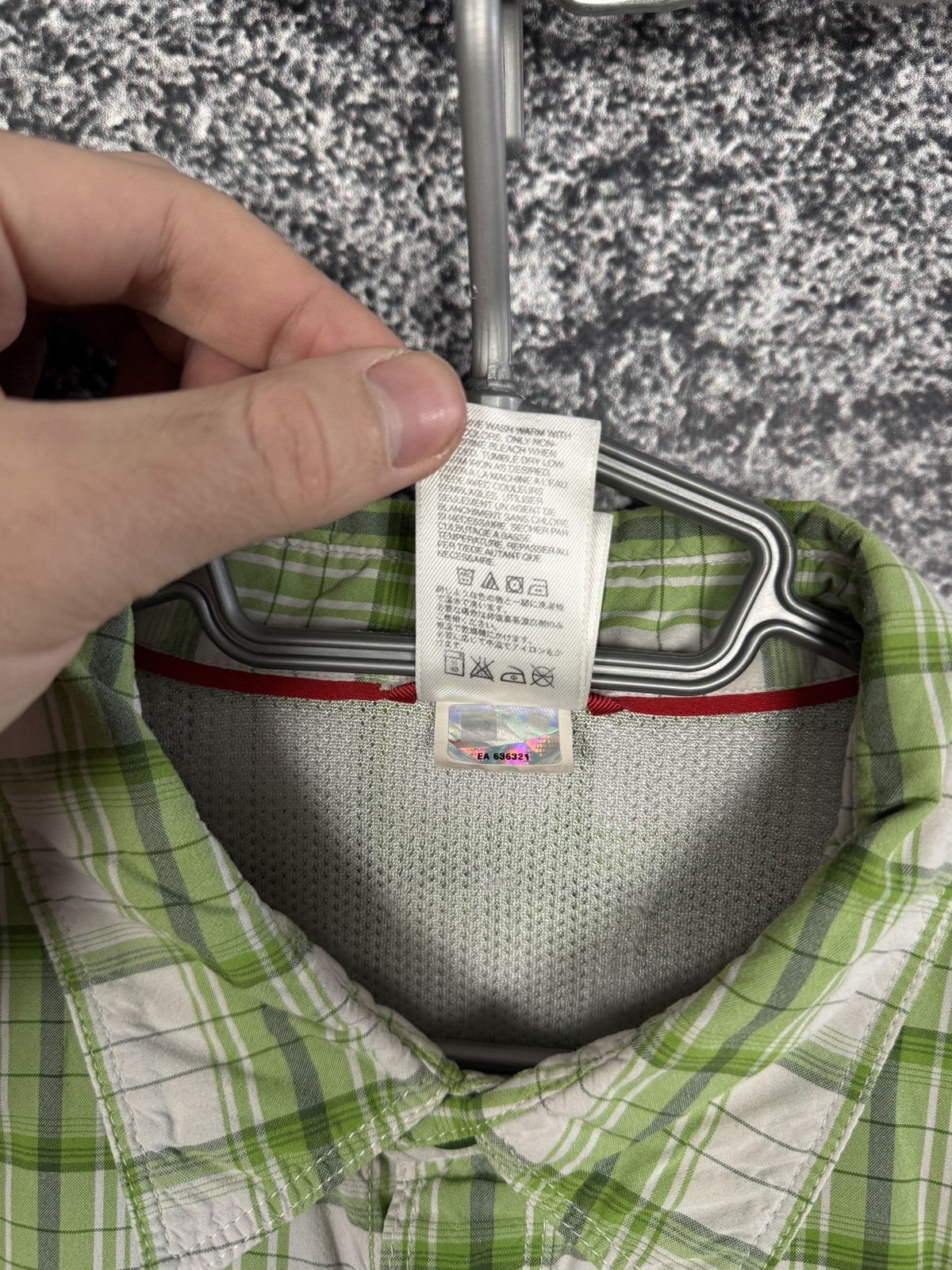 The North Face The North Face Trekking Plaid Shirt Outdoor Button Up Size L Size US L / EU 52-54 / 3 - 8 Thumbnail