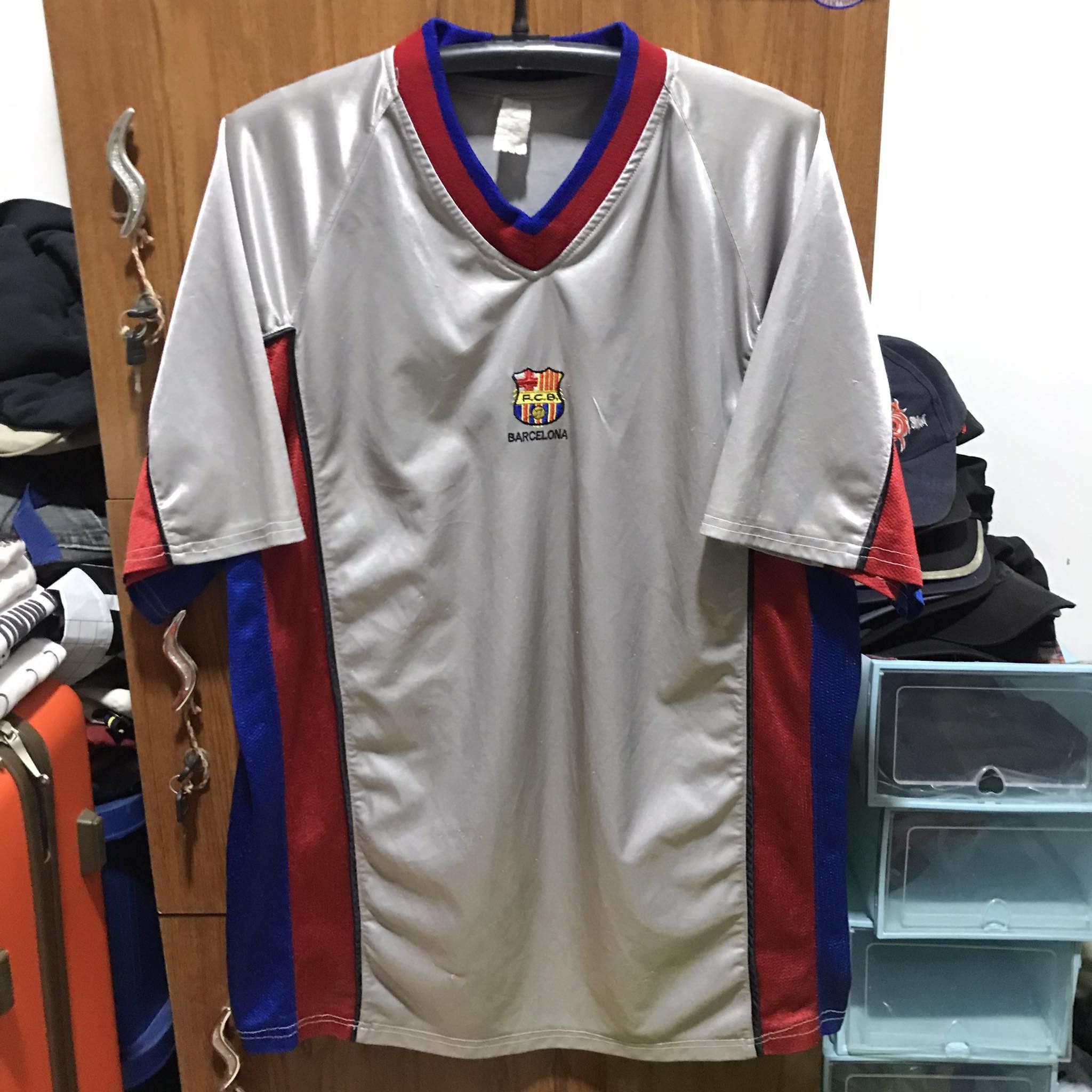 image of Soccer Jersey F.c. Barcelona Away 1999/00S Football Jersey Bootleg in Grey, Men's (Size 2XL)