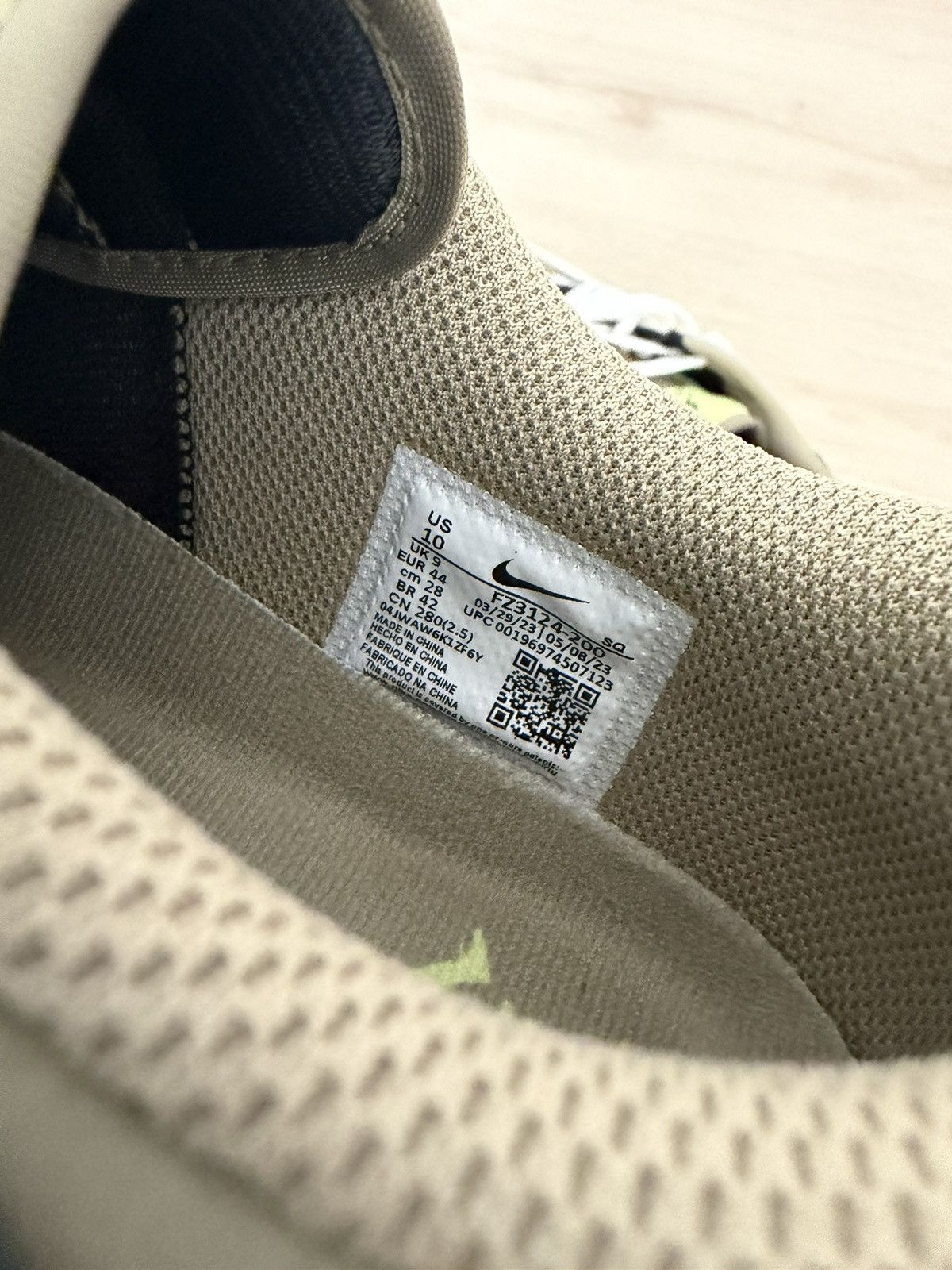 Jordan Brand × Travis Scott Travis Scott x Jordan 1 Retro Low Golf Neutral Olive Size US 10 / EU 43 - 12 Thumbnail