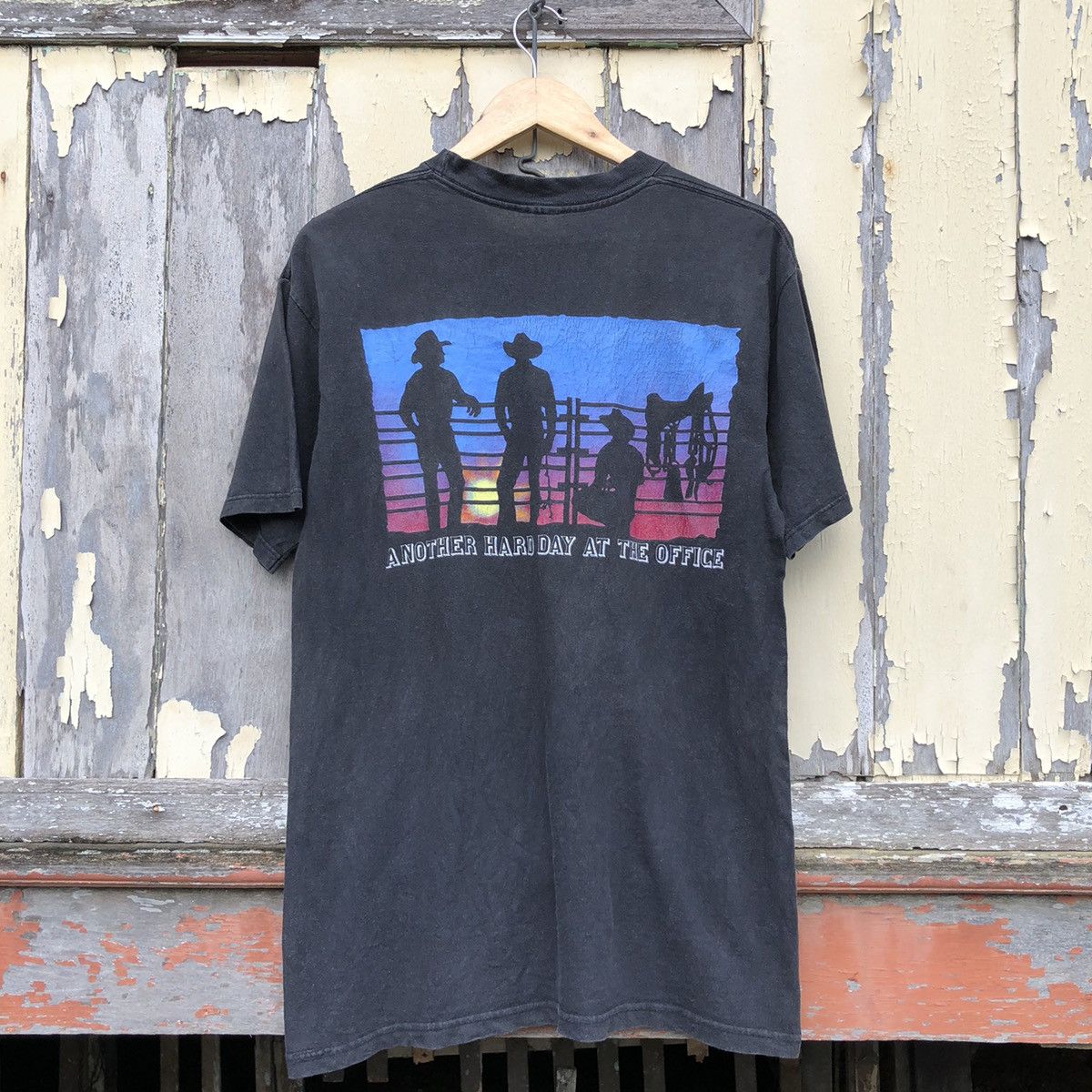 Vintage Vintage 90s Wrangler Sunfaded Tshirt Size US M / EU 48-50 / 2 - 8 Thumbnail