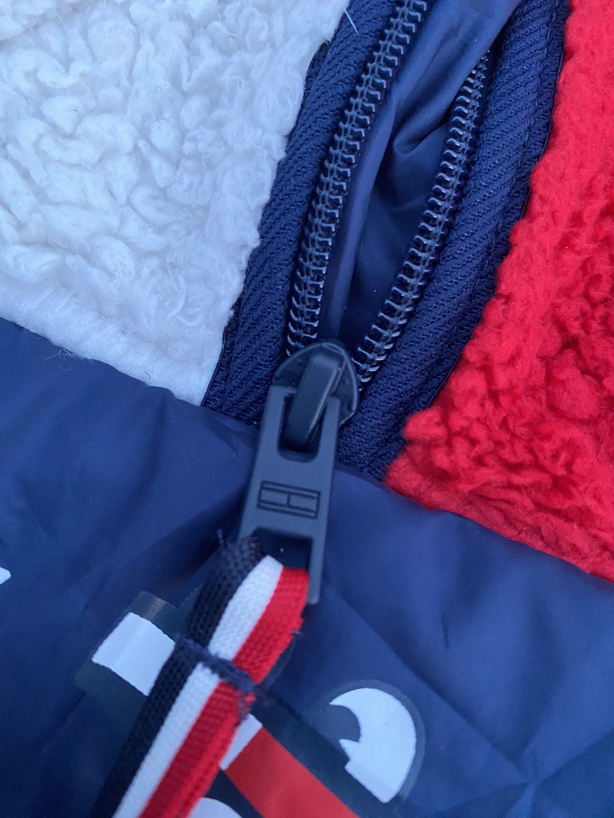 Tommy Hilfiger Tommy Hilfiger Anorak Halfzip Deep Pile Fleece Size US XL / EU 56 / 4 - 7 Thumbnail