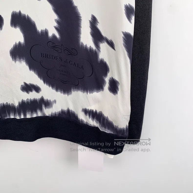 Hermes Hermes Black Pattern Printed Silk V-Neck Long Sleeve Knit Size XS / US 0-2 / IT 36-38 - 4 Thumbnail