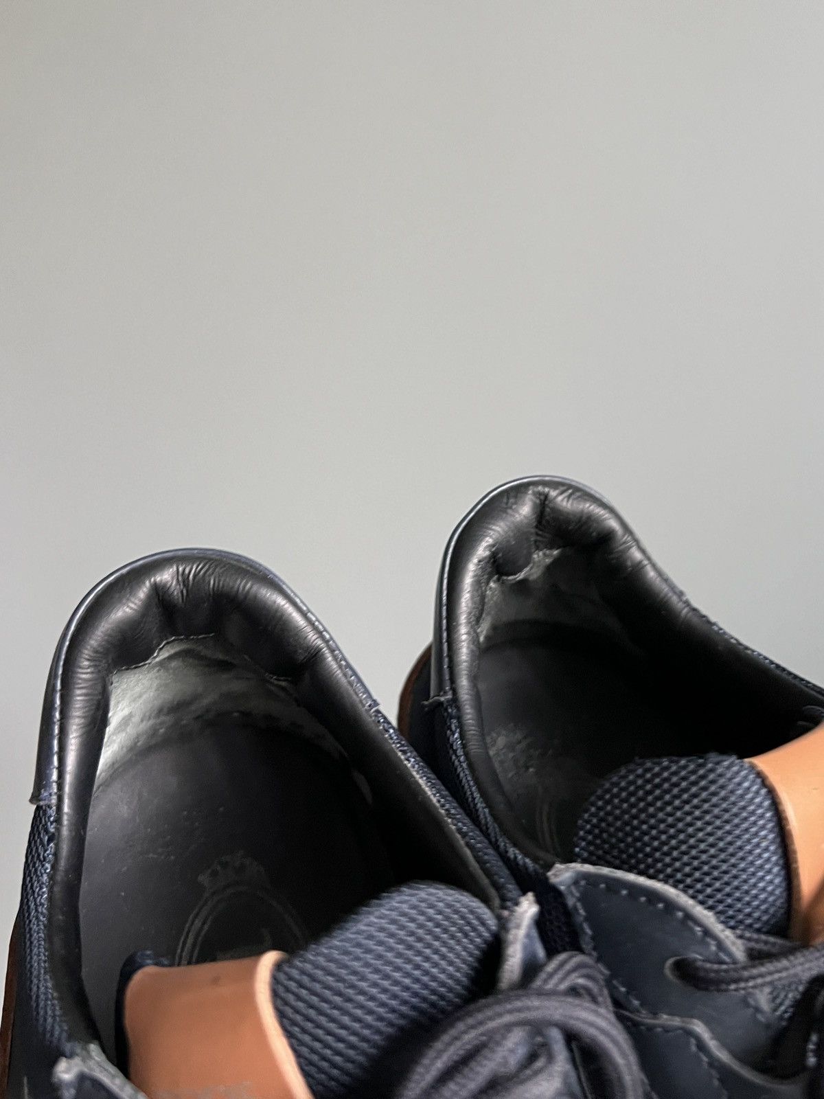 Designer × Tod's Tod’s Navy Blue Leathers Sneakers Size US 10 / EU 43 - 10 Thumbnail