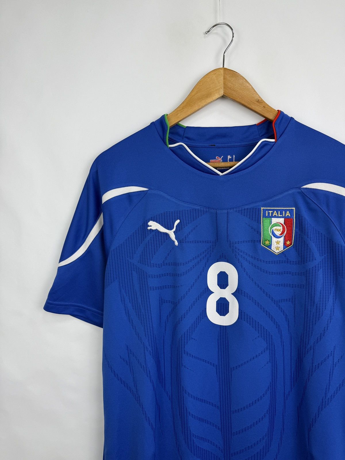 Puma 🇮🇹 Vintage 2010 Gennaro Gattuso #8 Puma Italy Soccer Jersey Size US L / EU 52-54 / 3 - 6 Thumbnail