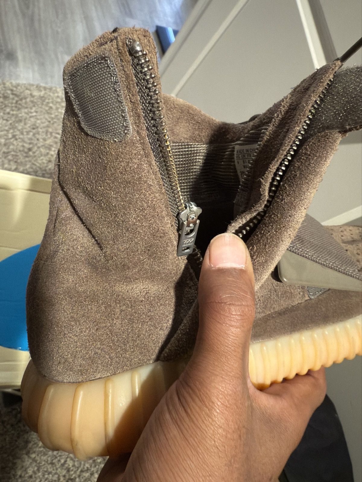 Adidas Yeezy 750 Chocolate Size 9 Size US 9 / EU 42 - 10 Thumbnail
