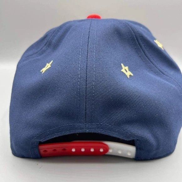 Other Chicago Fire Hat Men Embroidered Fanatics Snap Back Size ONE SIZE - 7 Thumbnail