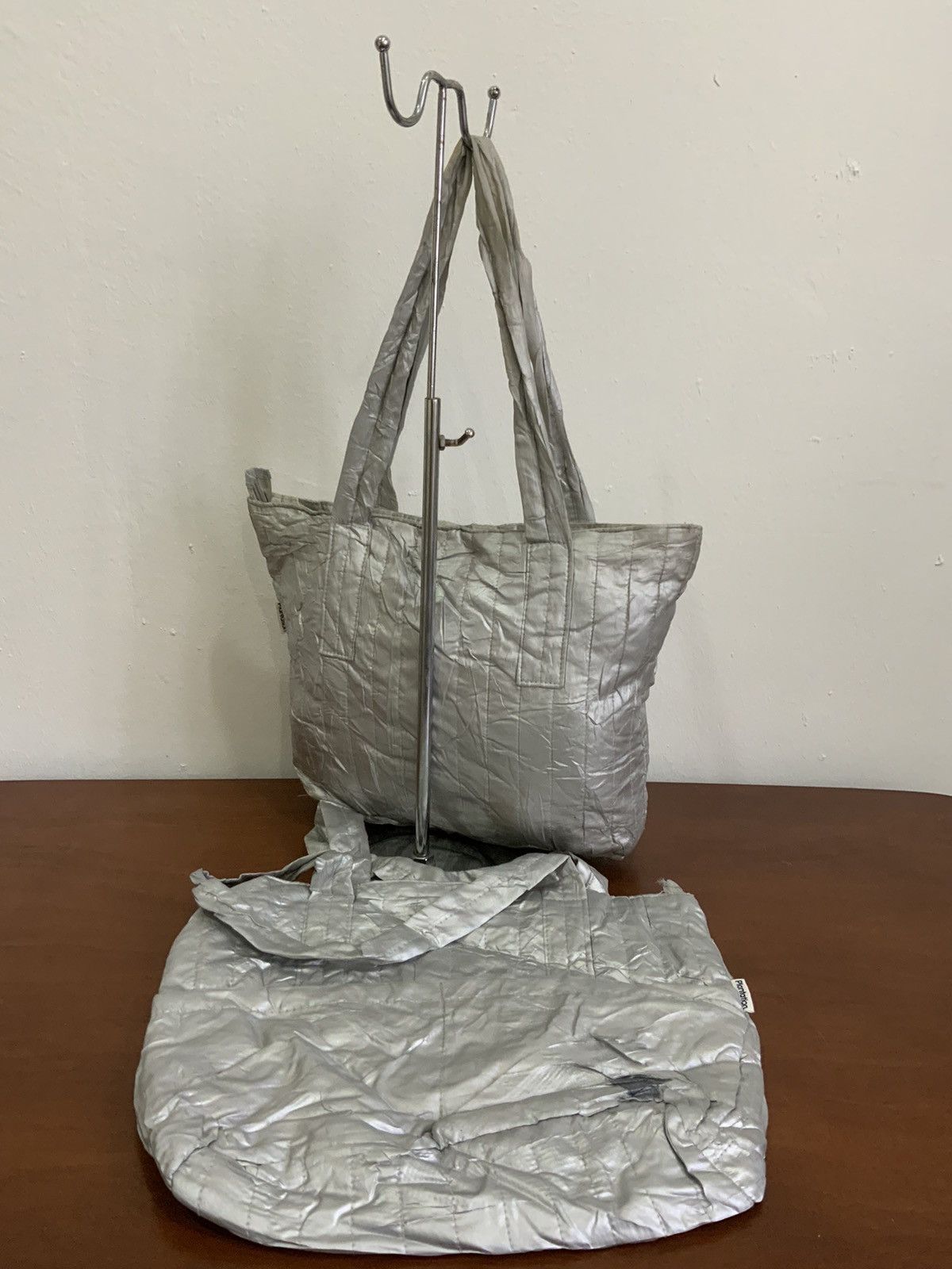 Issey Miyake Plantation by Issey Miyake Puffer Tote Bag Buy 1 free 1 Size ONE SIZE - 3 Thumbnail
