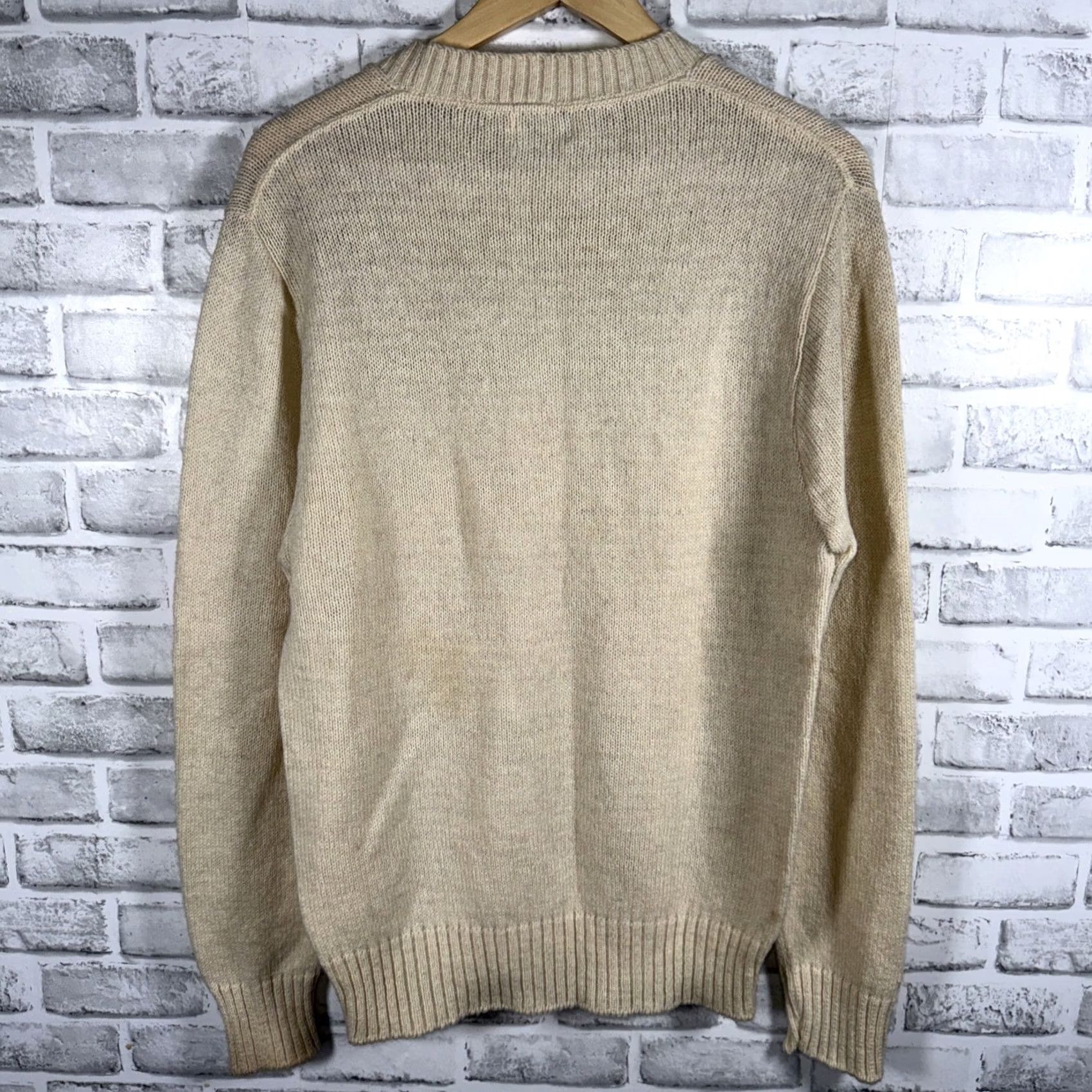 Gap VINTAGE Gap Beige Pullover Wool Sweater Mens L 80s Size US L / EU 52-54 / 3 - 4 Thumbnail