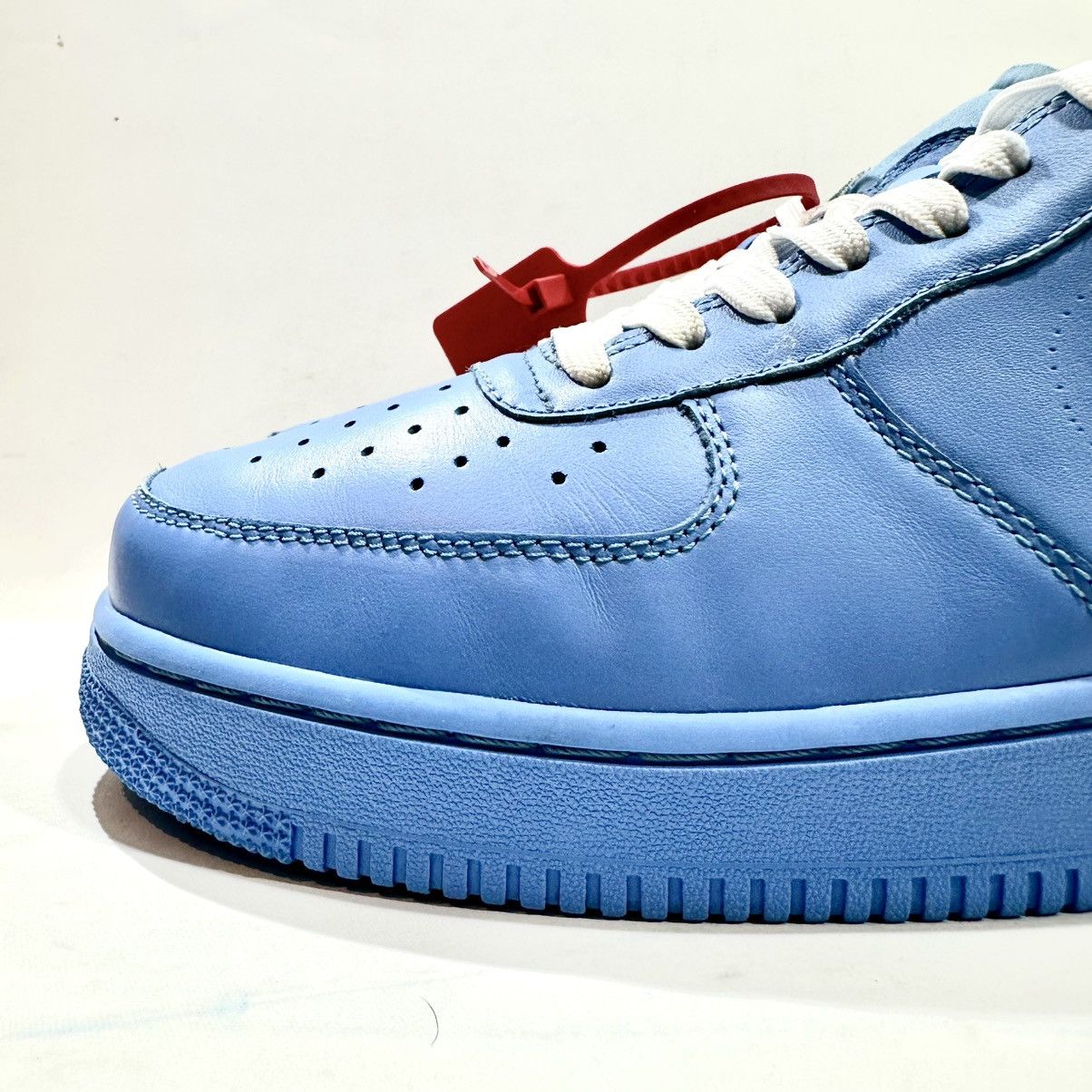 Nike × Off-White Nike Air Force 1 Low x Off-White MCA University Blue Size US 12 / EU 45 - 7 Thumbnail
