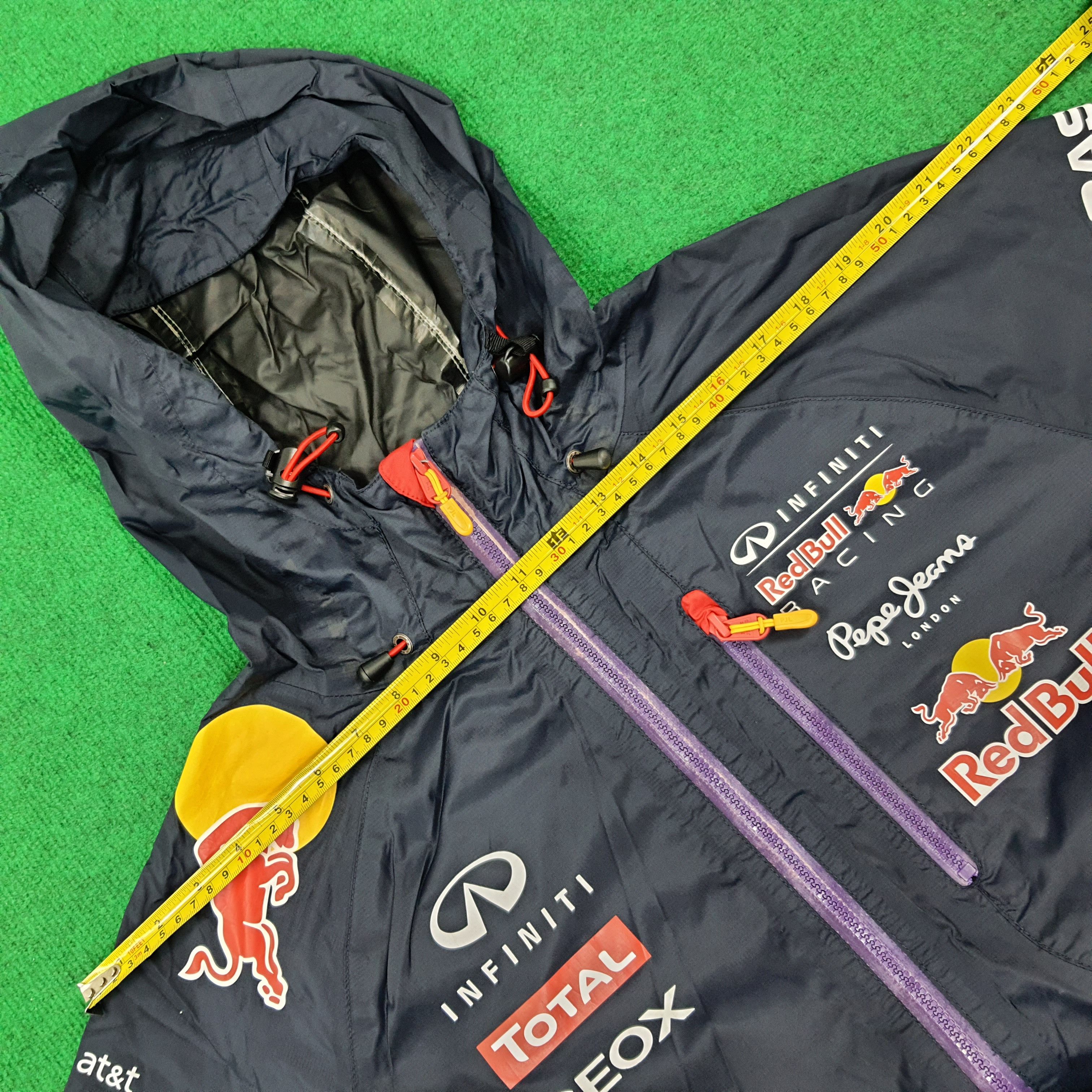 Pepe Jeans × Red Bull × Vintage Vintage Pepe Jeans Red Bull Rain Coat Hoodie Jacket Size US L / EU 52-54 / 3 - 11 Thumbnail