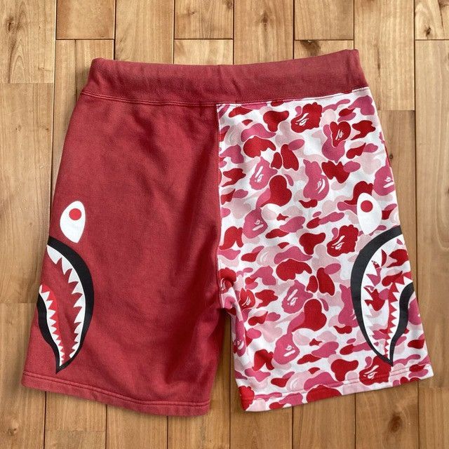 Bape BAPE Side Shark sweat shorts ABC CAMO PINK APE ★size M Size US 32 / EU 48 - 3 Thumbnail