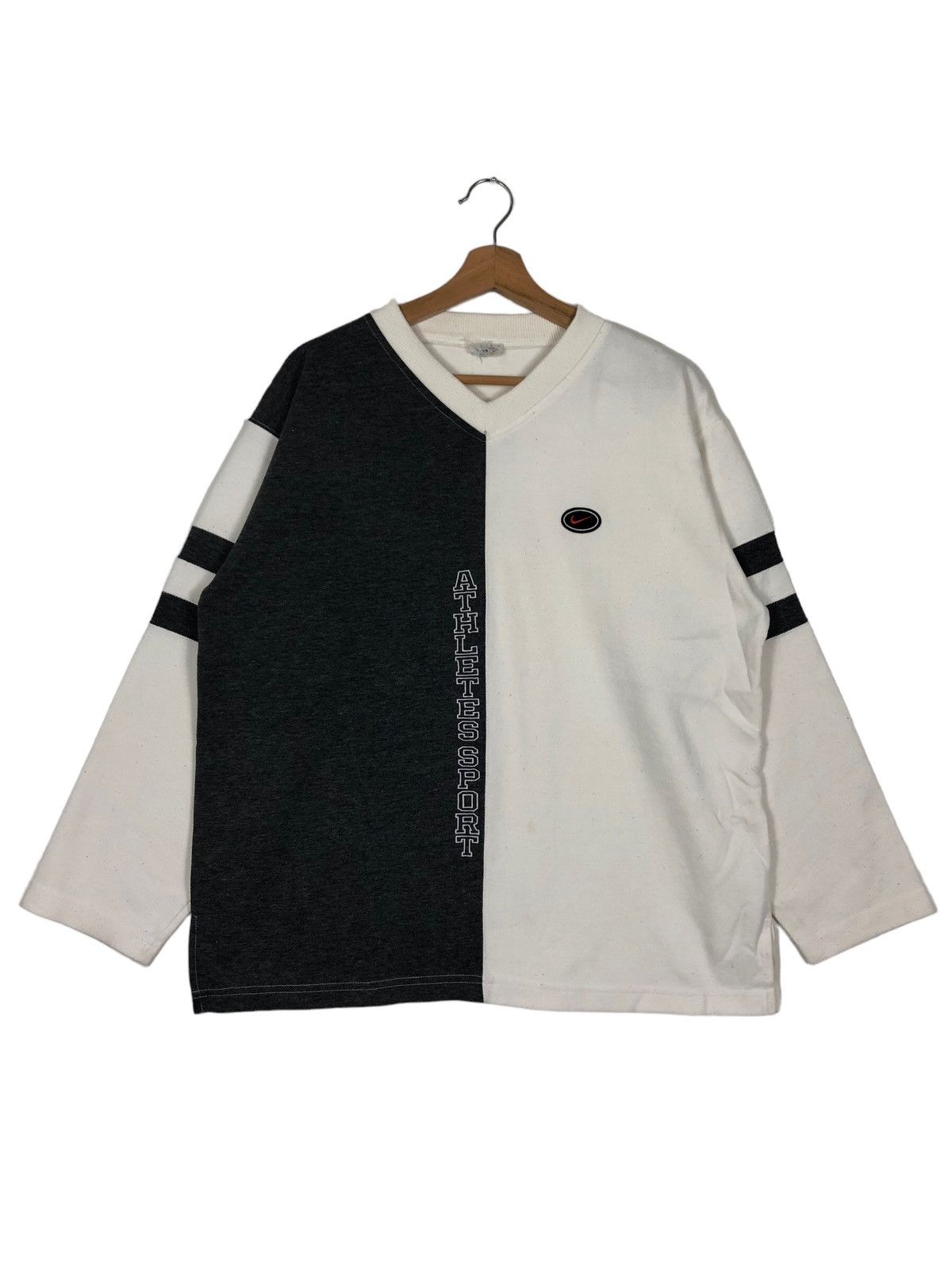 Nike 🔥90’s Vintage Nike Centre Sweatshirt Big Logo Swoosh Size US M / EU 48-50 / 2 - 1 Thumbnail