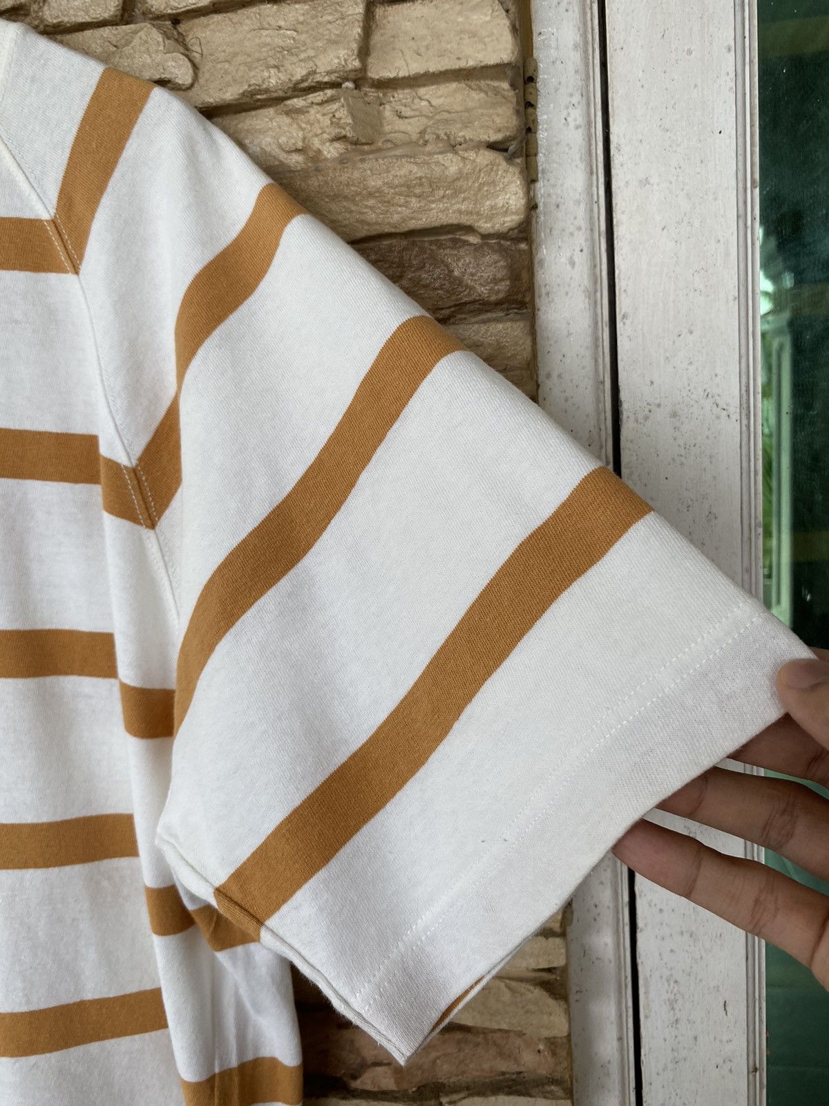 Christophe Lemaire × Lemaire × Uniqlo Uniqlo X Christophe Lemaire Oversized Stripes Tshirt Size US L / EU 52-54 / 3 - 3 Thumbnail