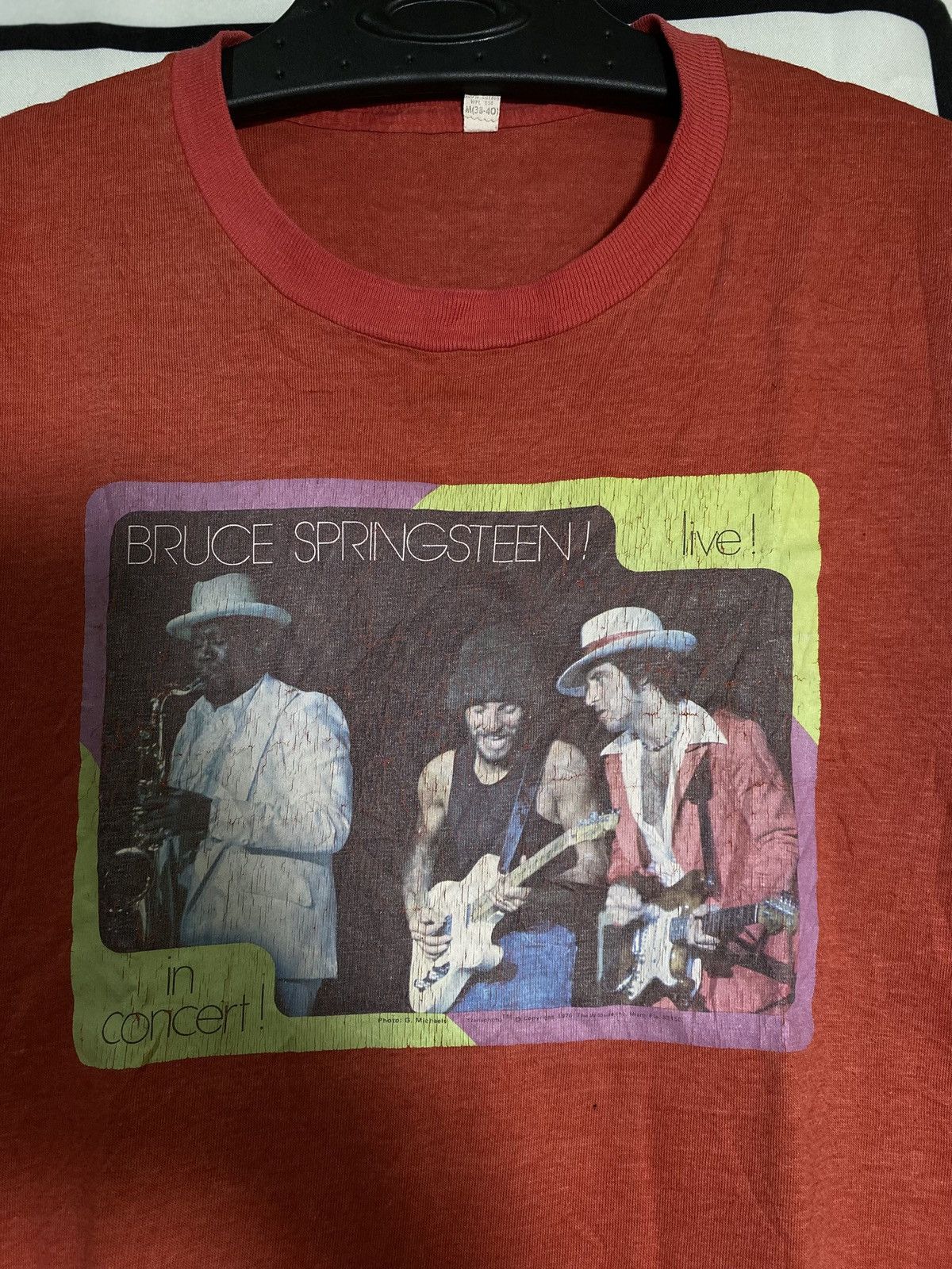 Band Tees Rare Vintage 70s Bruce Springsteen Live Photo Stage Tee Size US M / EU 48-50 / 2 - 2 Thumbnail
