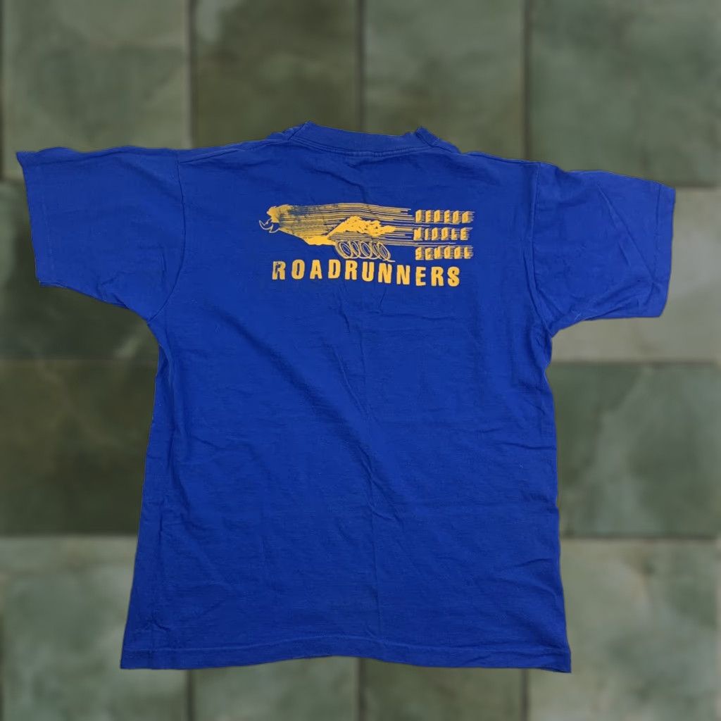 Fruit Of The Loom VINTAGE DeeDee Middle School Roadrunners T Shirt Adult Large Blue Mascot 90s USA Fruit of the Loom Shirt Mens Size US L / EU 52-54 / 3 - 1 Thumbnail