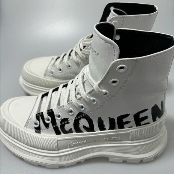 Alexander McQueen Alexander McQueen Tread Slick Graffiti Leather Boots White B Size US 10 / EU 43 - 2 Thumbnail