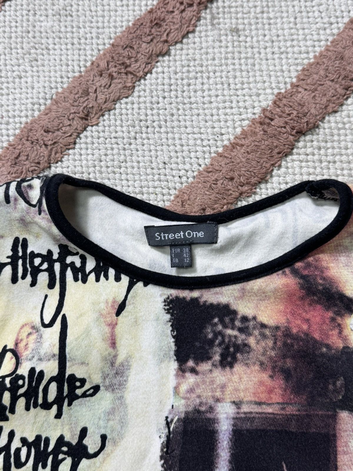 Japanese Brand × Vintage VINTAGE AVANT GARDE PRINTED TEE SHIRT Size M / US 6-8 / IT 42-44 - 2 Thumbnail