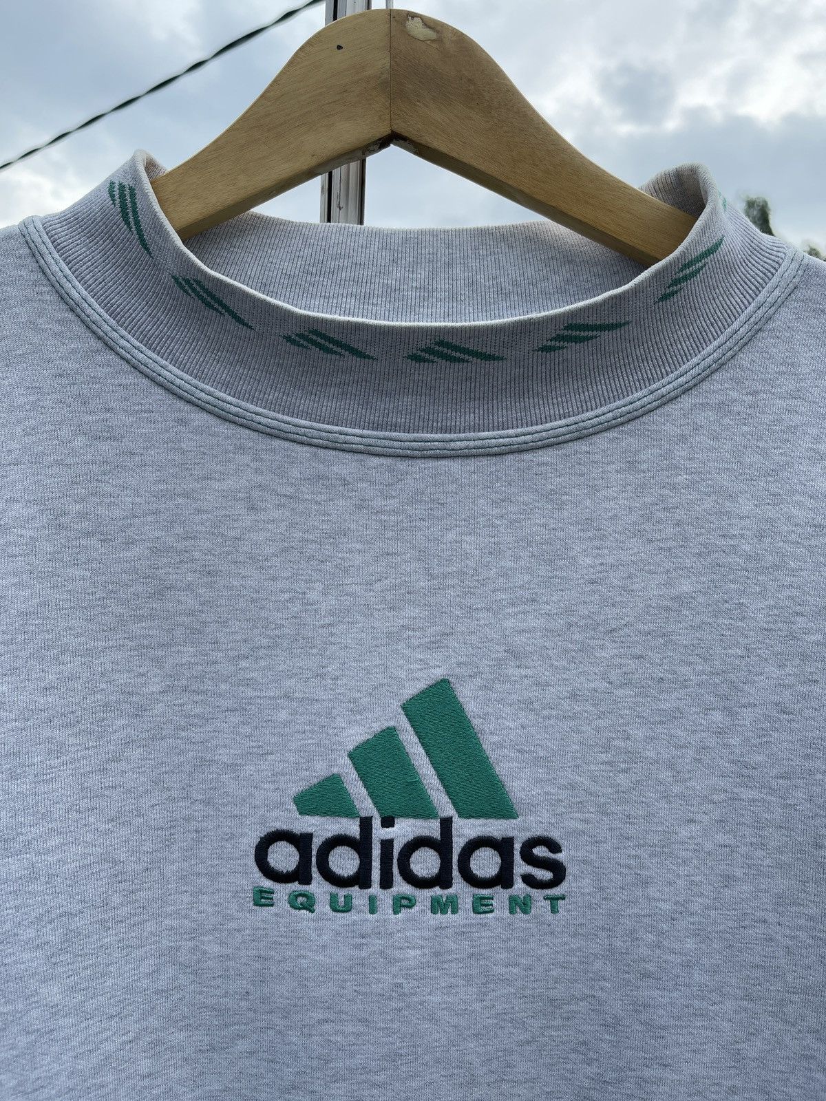 Adidas Sweatshirt adidas equipment Size US M / EU 48-50 / 2 - 2 Thumbnail