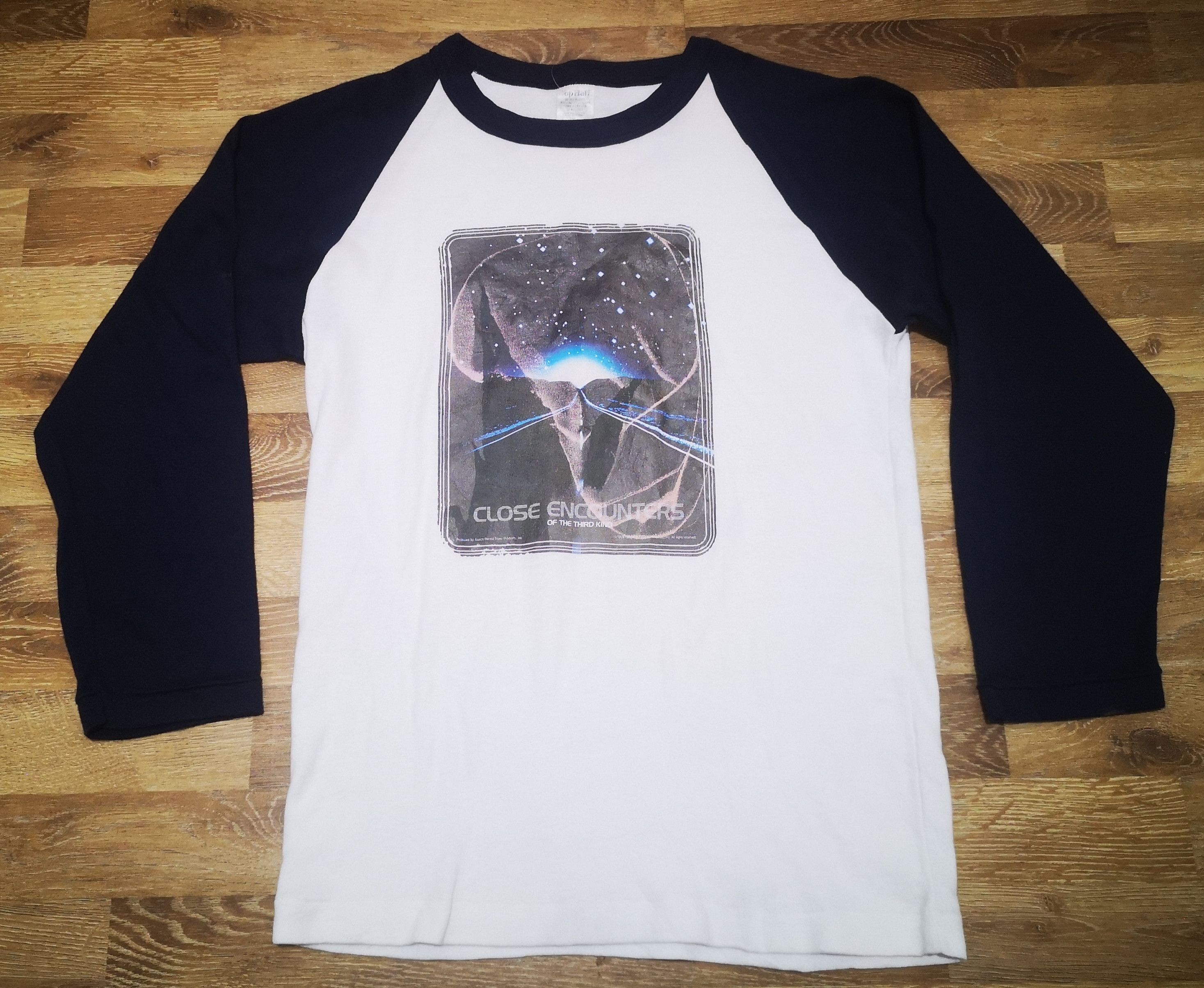Vintage Vintage 70s Steven Spielberg Close Encounters Movie T Shirt Size US M / EU 48-50 / 2 - 1 Thumbnail