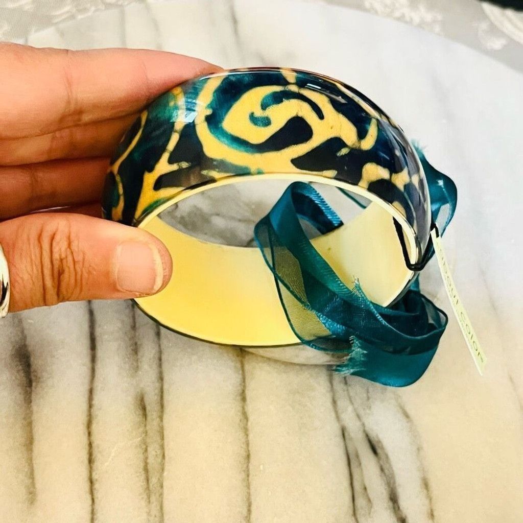 Jewelry About Color Bangle Bracelet Teal and Cream Acrylic Size ONE SIZE - 4 Thumbnail