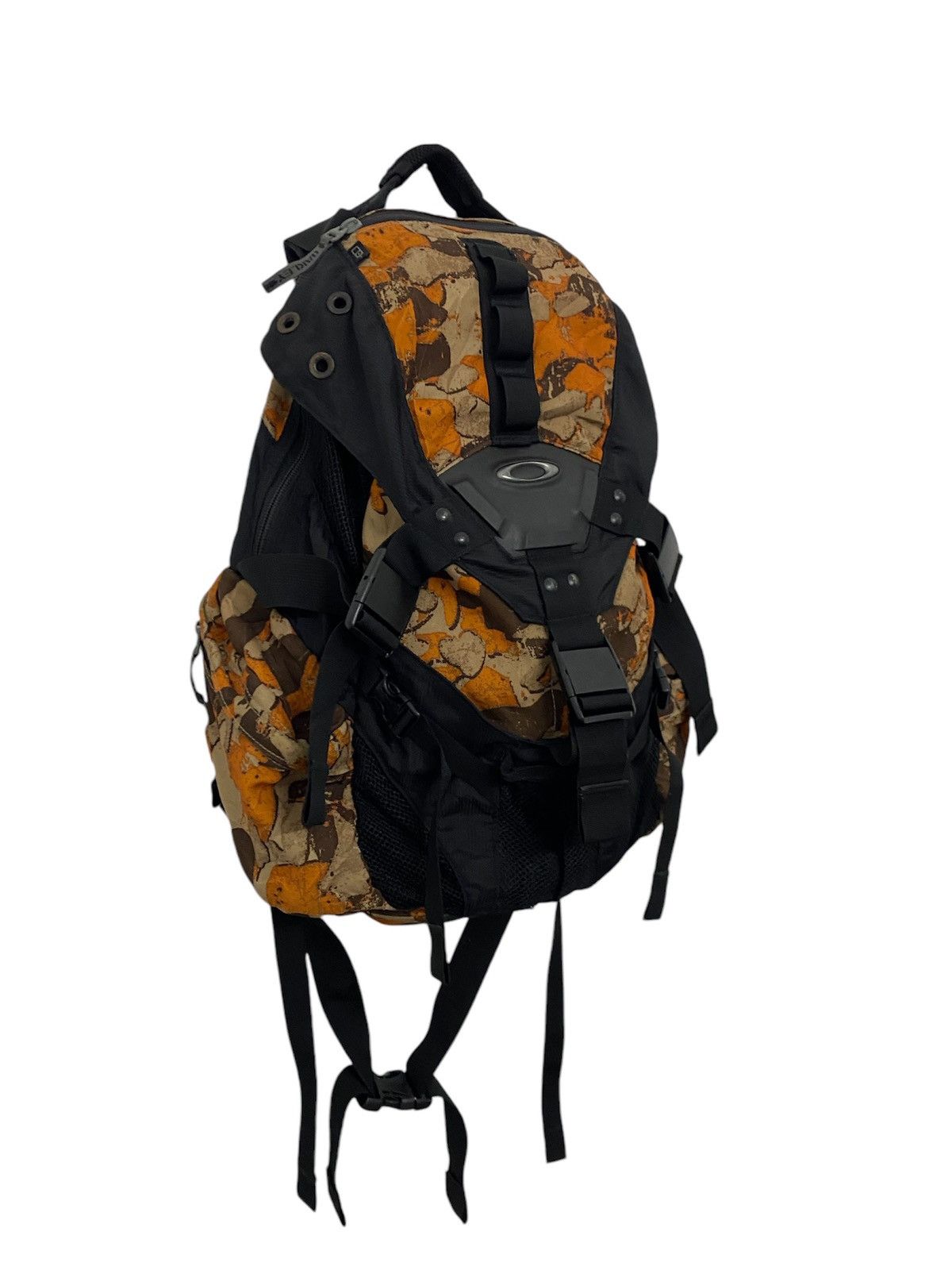 Oakley Vintage Oakley Icon 3.0 Backpack Rare Size ONE SIZE - 2 Thumbnail