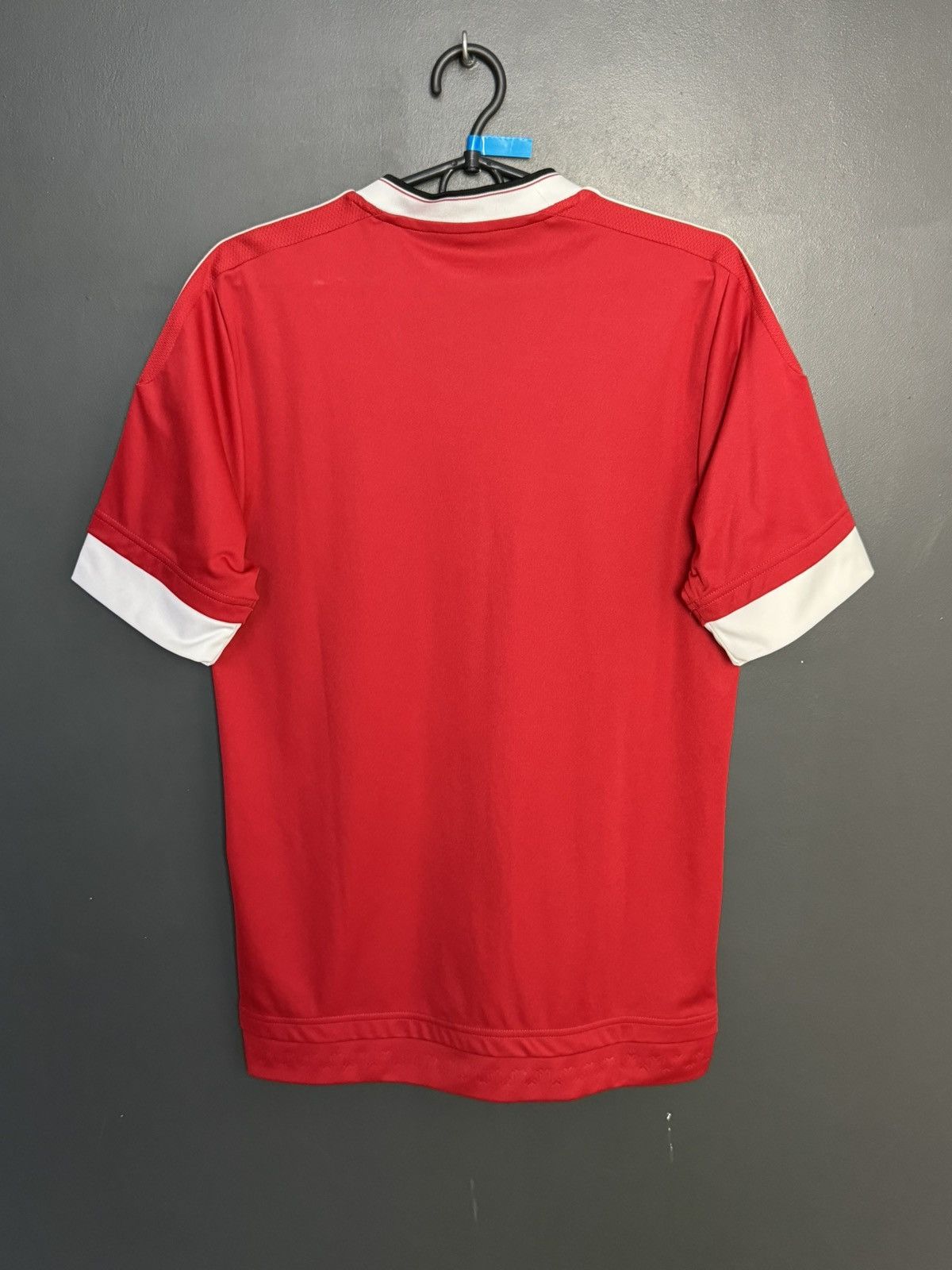 Adidas Manchester United 15/16 Home Football Jersey T-Shirt Size US S / EU 44-46 / 1 - 2 Thumbnail