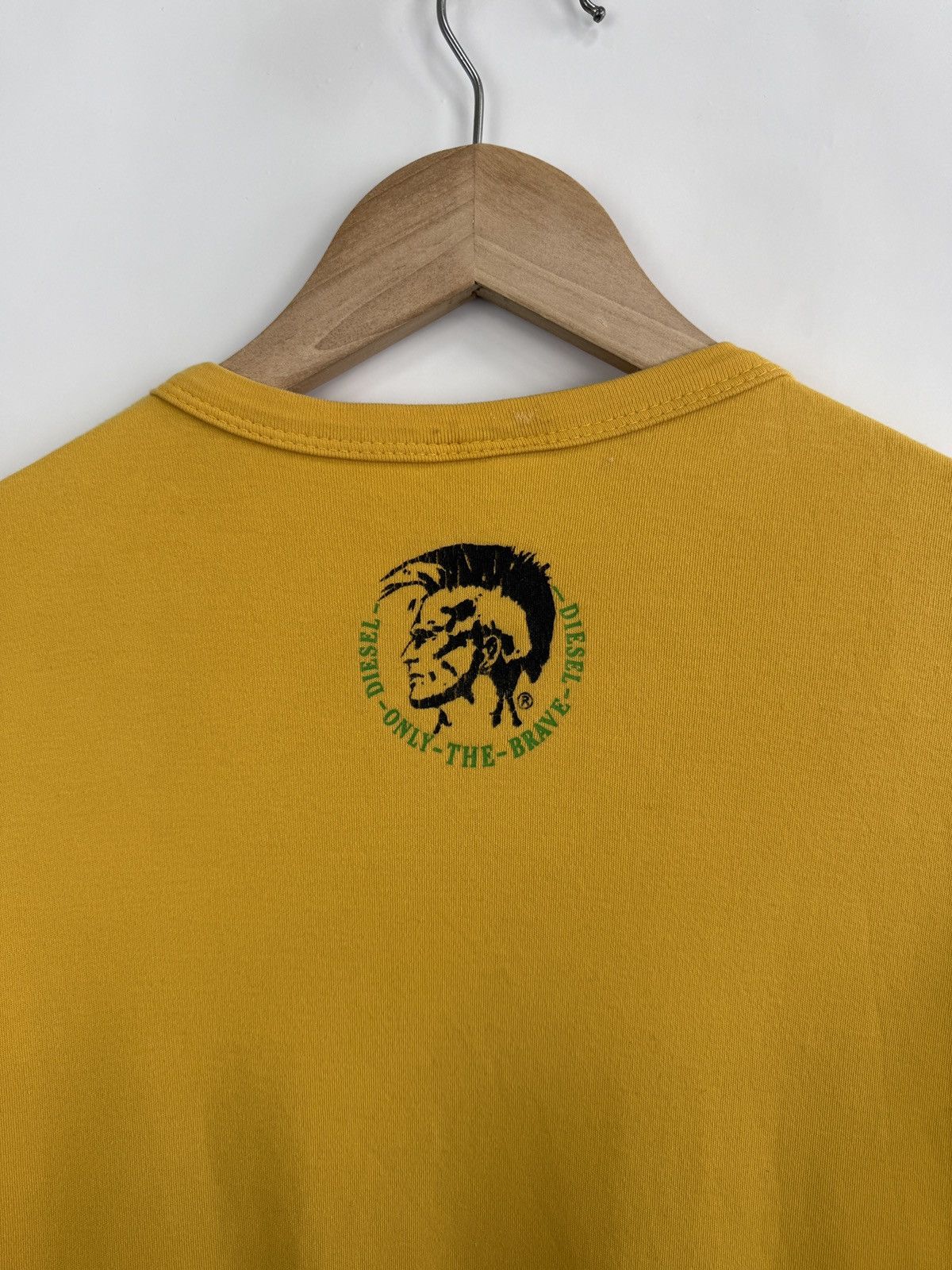 Diesel 🇺🇸 Vintage 90s Diesel Big logo T-Shirt Retro Rare Hype Y2K Size US M / EU 48-50 / 2 - 8 Thumbnail