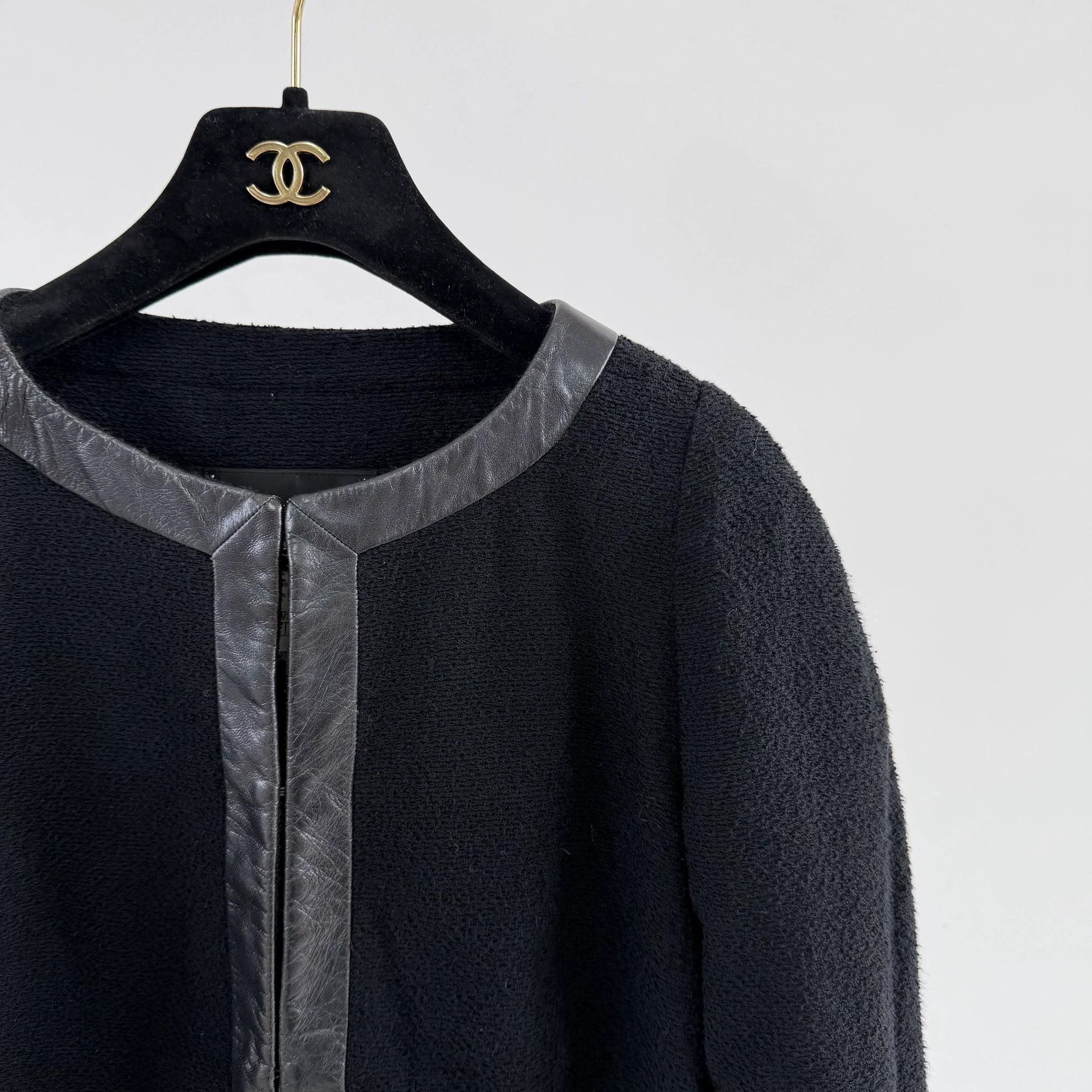 Chanel Chanel Women's Black Color-Block Leather Jacket 36 Size XS / US 0-2 / IT 36-38 - 3 Thumbnail
