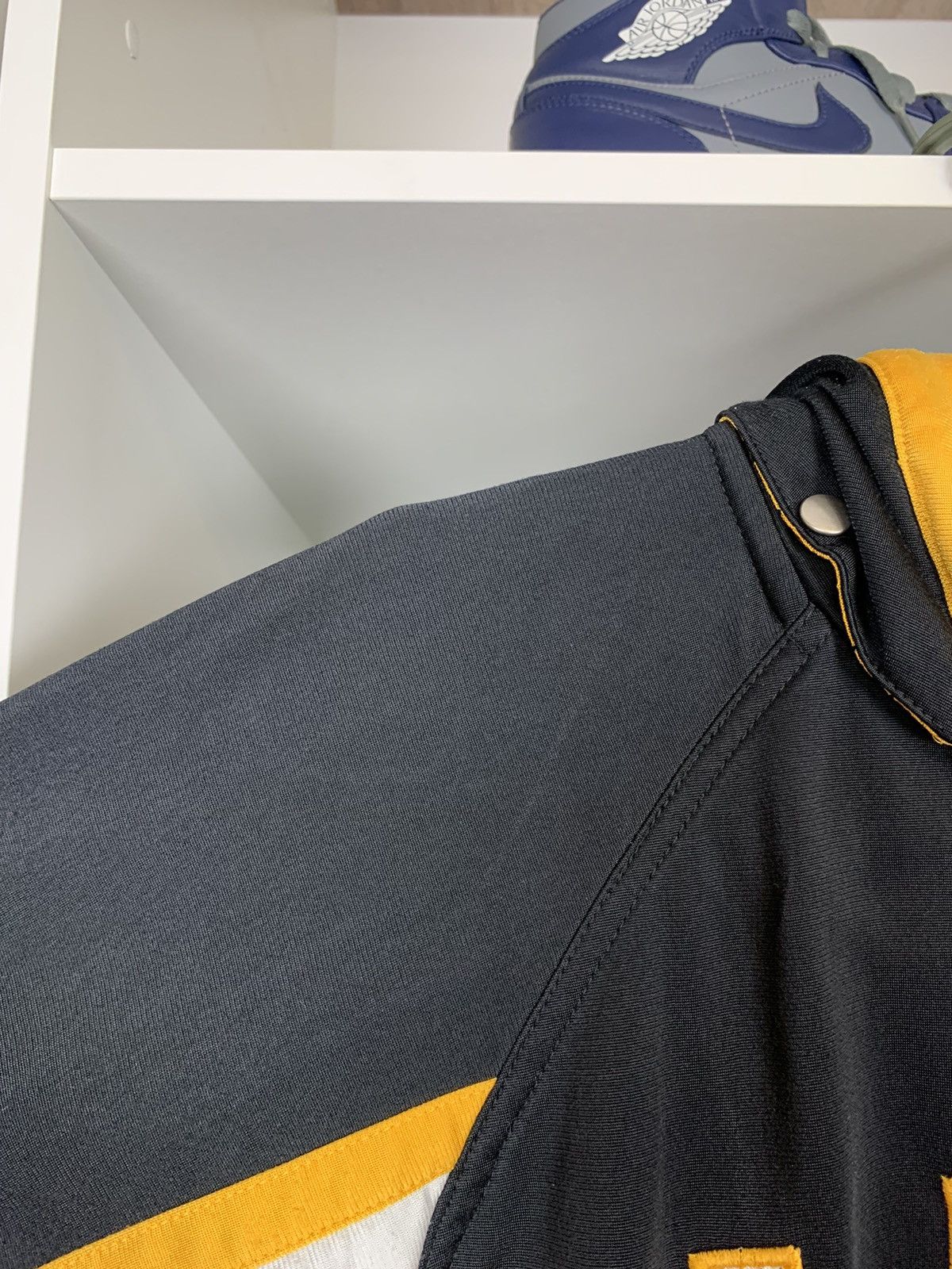 Vintage Vintage Nike Big Logo Zip Hoodie Size US XS / EU 42 / 0 - 8 Thumbnail