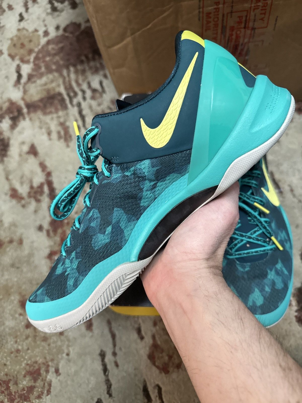 Nike Nike Kobe 8+ Supernatural System+ NEW IN BOX!! Size US 12 / EU 45 - 12 Thumbnail