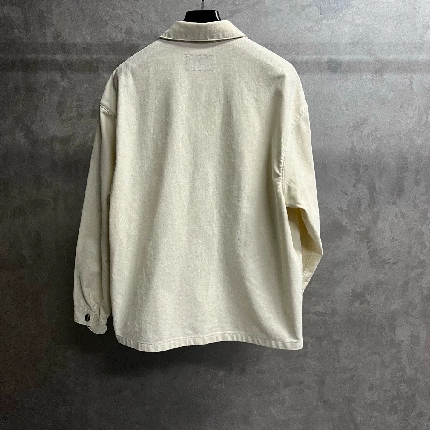 Prada Prada Latest Off-White Logo Long-Sleeve Shirt Size US L / EU 52-54 / 3 - 5 Thumbnail