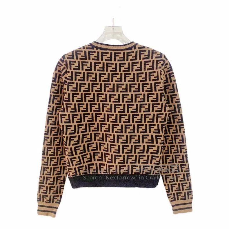 Fendi Fendi Brown Knit Long Sleeve Top. Size US M / EU 48-50 / 2 - 3 Thumbnail