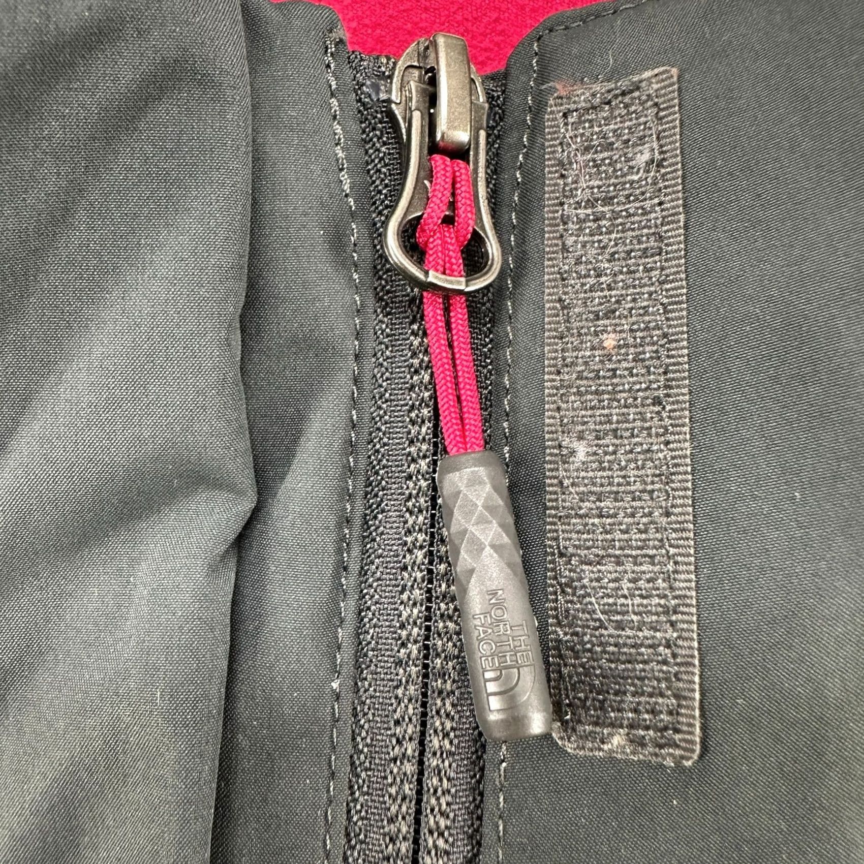 The North Face North Face Jacket Womens M Black Pink Rain Coat Hooded Hyvent Full Zip Softshell Size M / US 6-8 / IT 42-44 - 4 Thumbnail