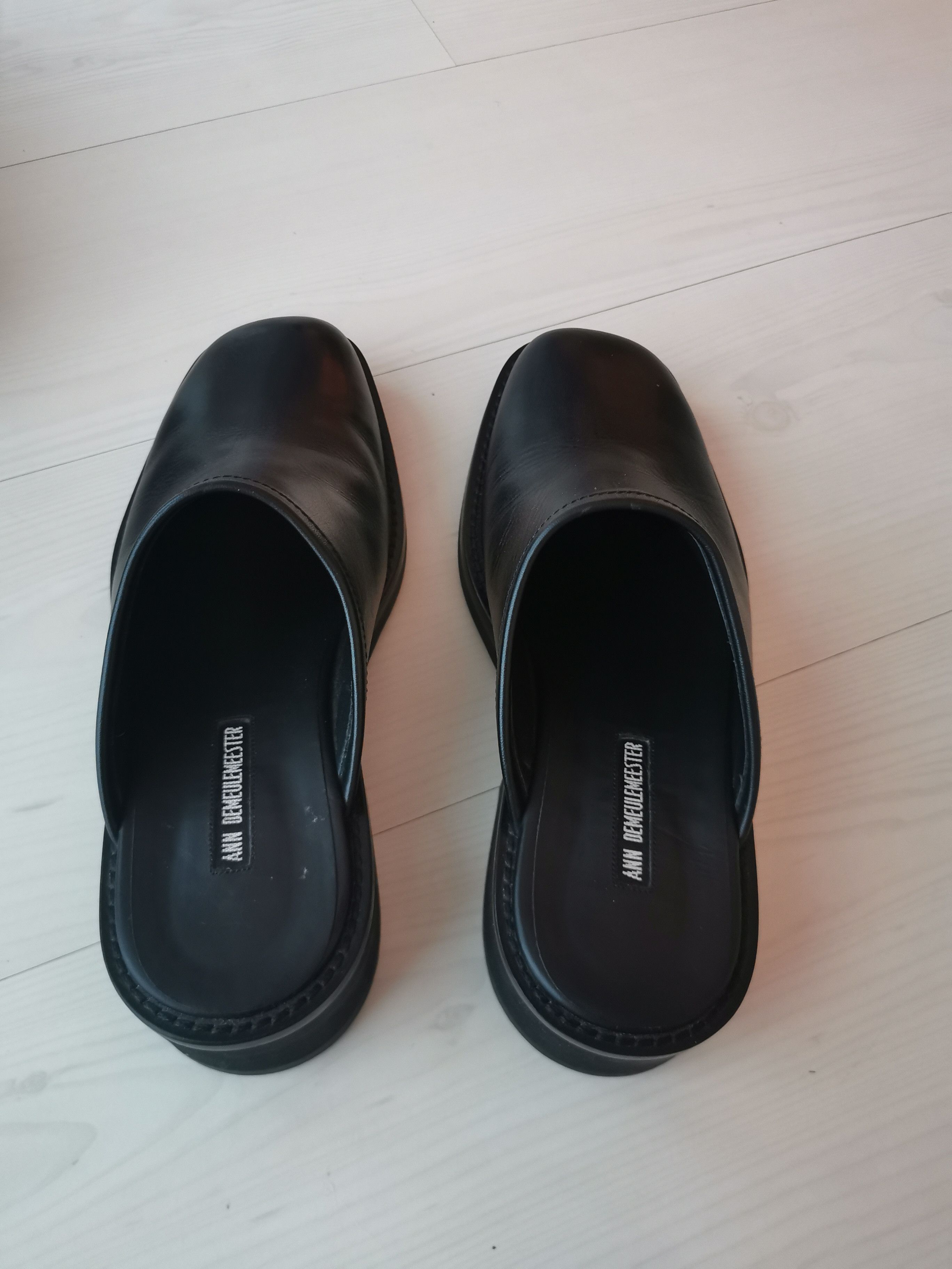Ann Demeulemeester Ann Demeulemeester Mules Leather Size 40 Size US 7 / EU 40 - 4 Thumbnail