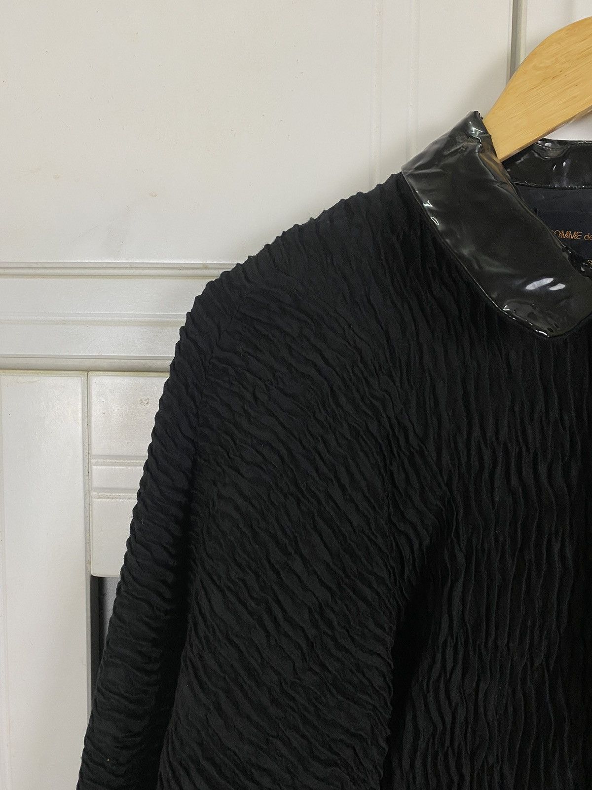 Comme des Garcons AD Winter Comme Des Garcons Pleating Wool/Silk Jacket Size S / US 4 / IT 40 - 6 Thumbnail