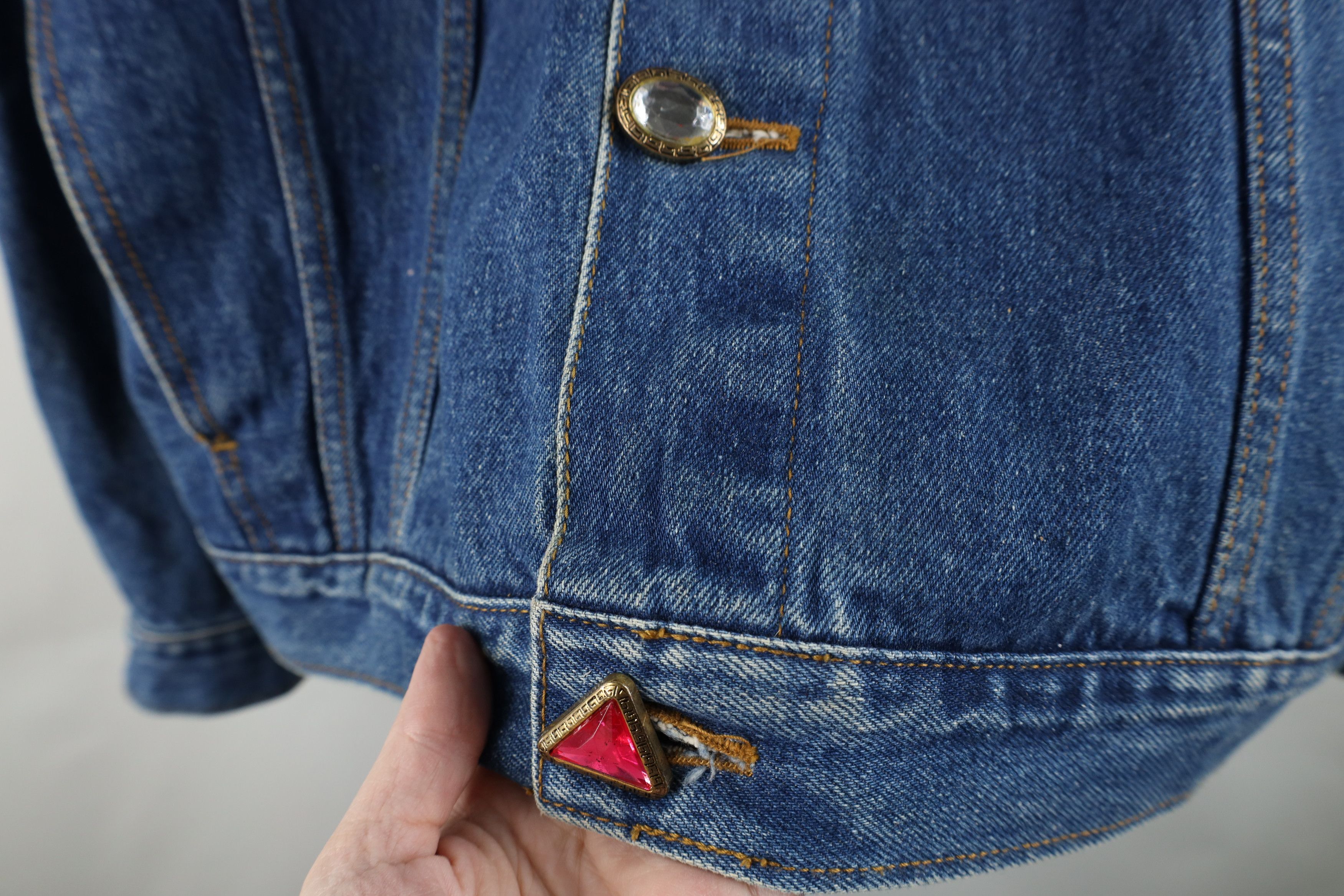 Vintage Vintage 90s Streetwear Jeweled Denim Jean Trucker Jacket Size XL / US 12-14 / IT 48-50 - 7 Thumbnail