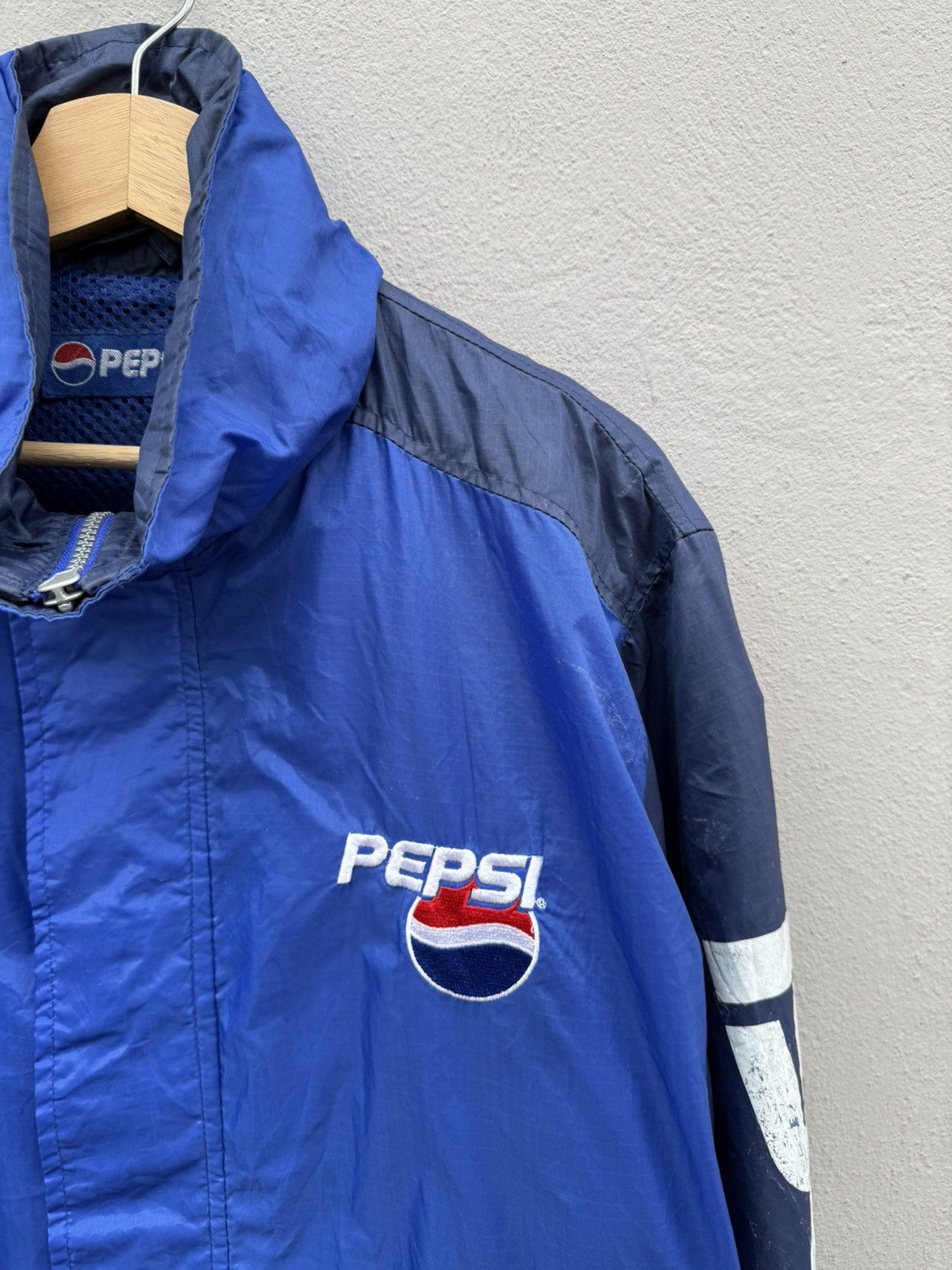 Pepsi Vintage Distress PEPSI Embroidery & Biglogo Light Jacket Size US L / EU 52-54 / 3 - 3 Thumbnail