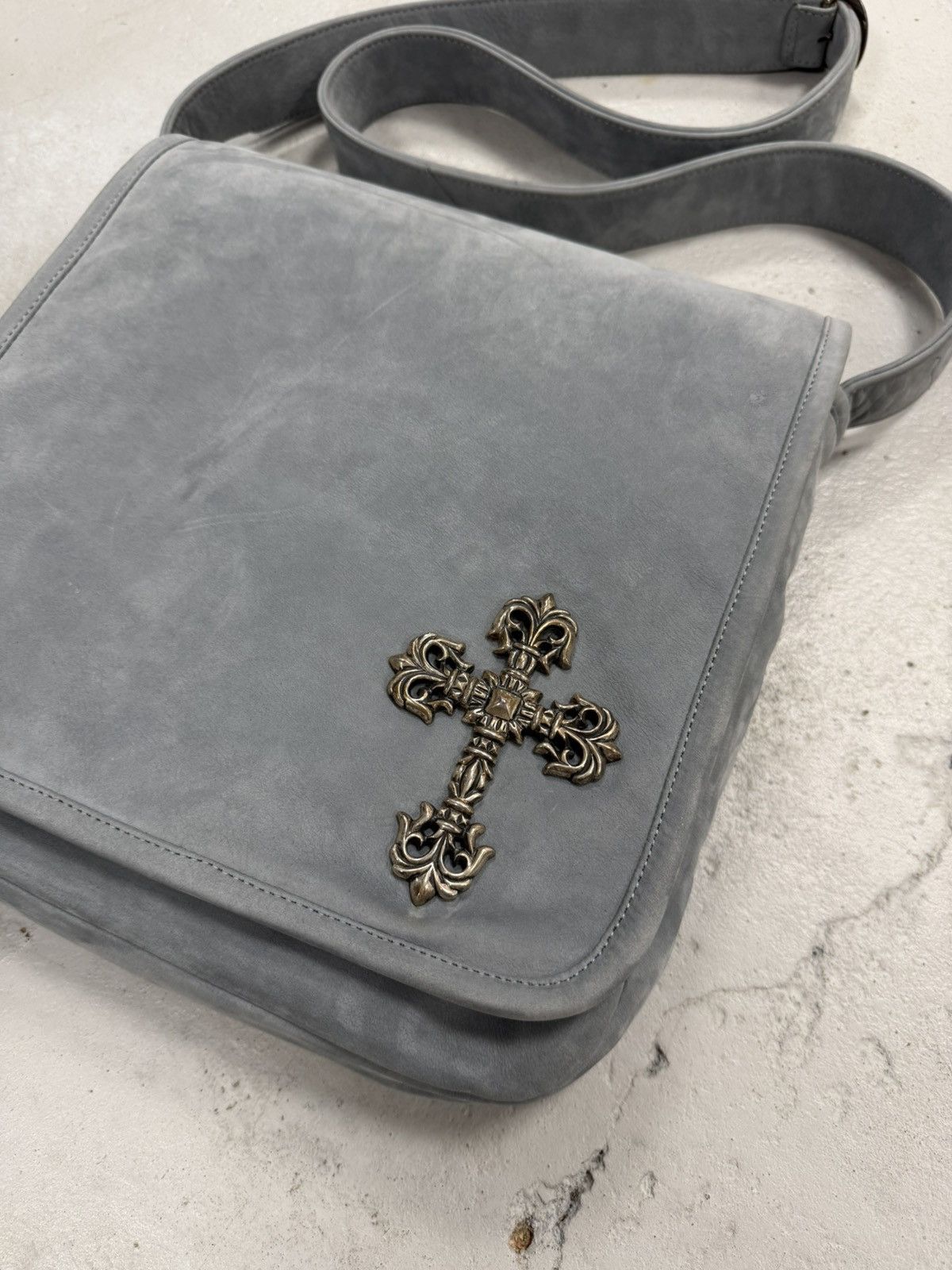 Chrome Hearts Chrome Hearts XL Filigree Suede Mail Messenger Side Bag Grey Size ONE SIZE - 2 Thumbnail