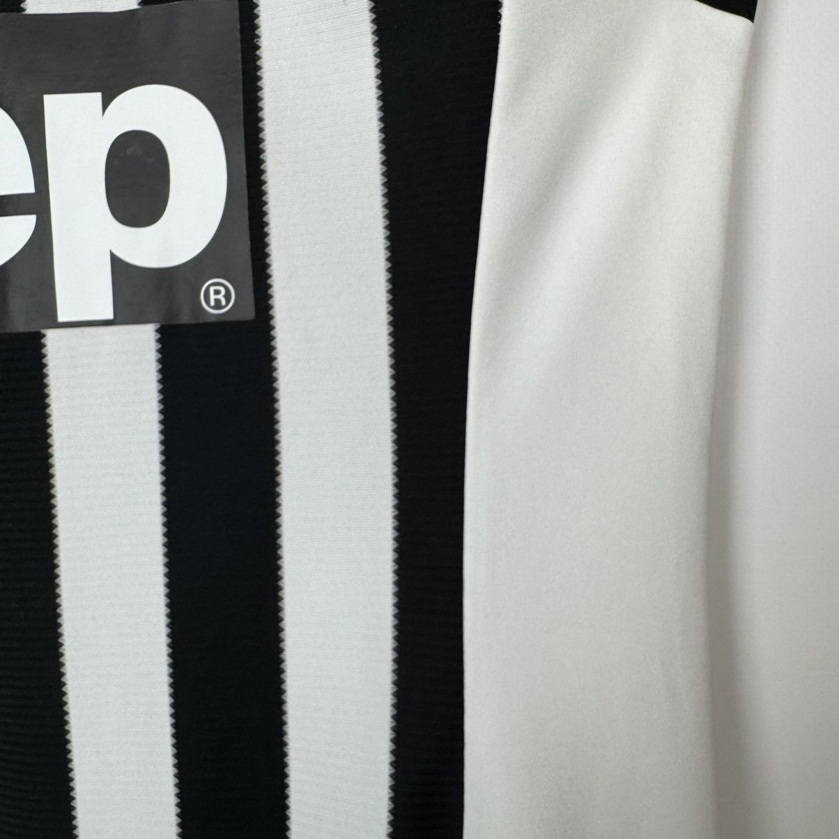 Adidas JUVENTUS 2015 2016 HOME FOOTBALL SHIRT SOCCER JERSEY ADIDAS Size US M / EU 48-50 / 2 - 15 Thumbnail