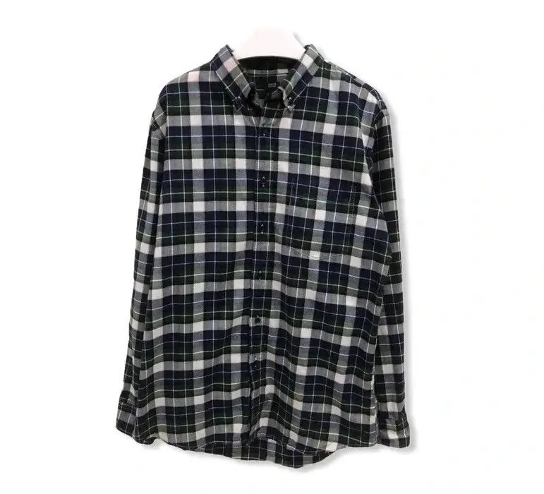 Flannel × Japanese Brand Japanese Brand Uniqlo Plaid Tartan Flannel Shirt 👕 Size US L / EU 52-54 / 3 - 1 Thumbnail