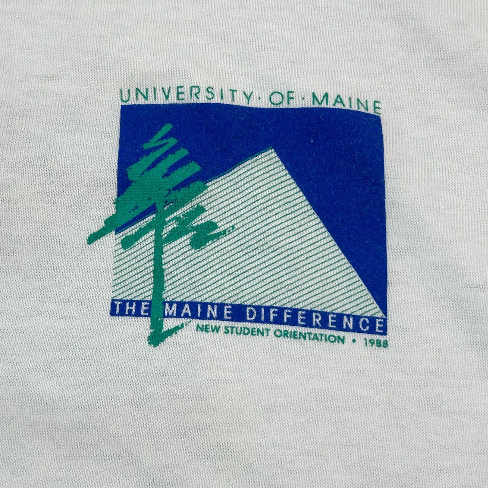Vintage VINTAGE University of Maine Polo Shirt Mens XL 1988 Student Orientation USA Polo Shirt Mens XL White 80s Retro USA Mens Polo Shirt Size US L / EU 52-54 / 3 - 6 Thumbnail