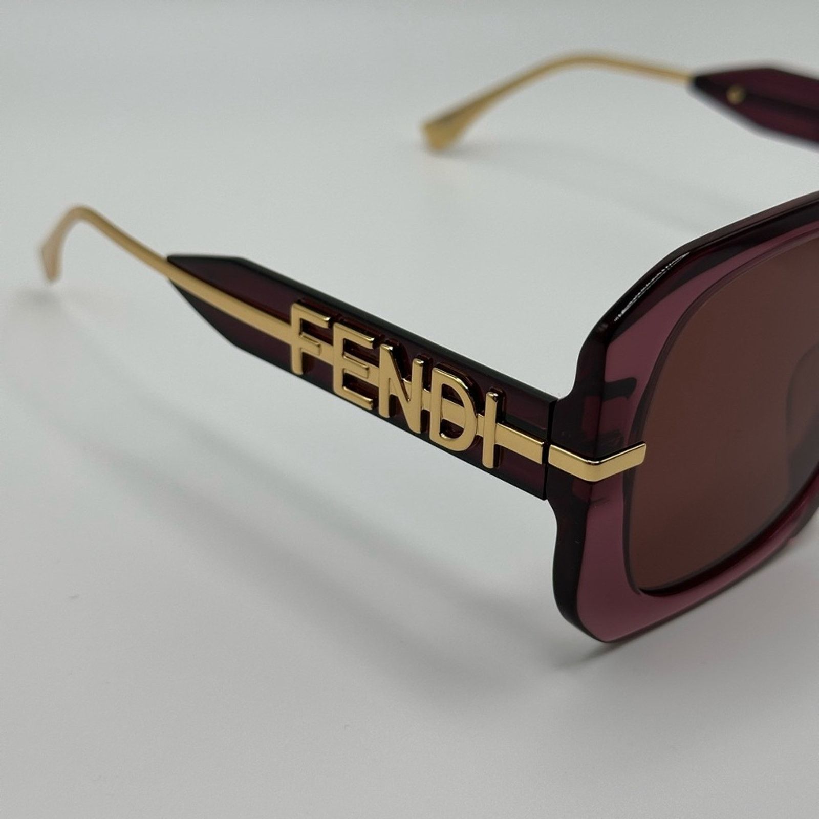 Fendi FENDI Sunglasses FE40065F 5681S Transparent Burgundy Women Size ONE SIZE - 7 Thumbnail