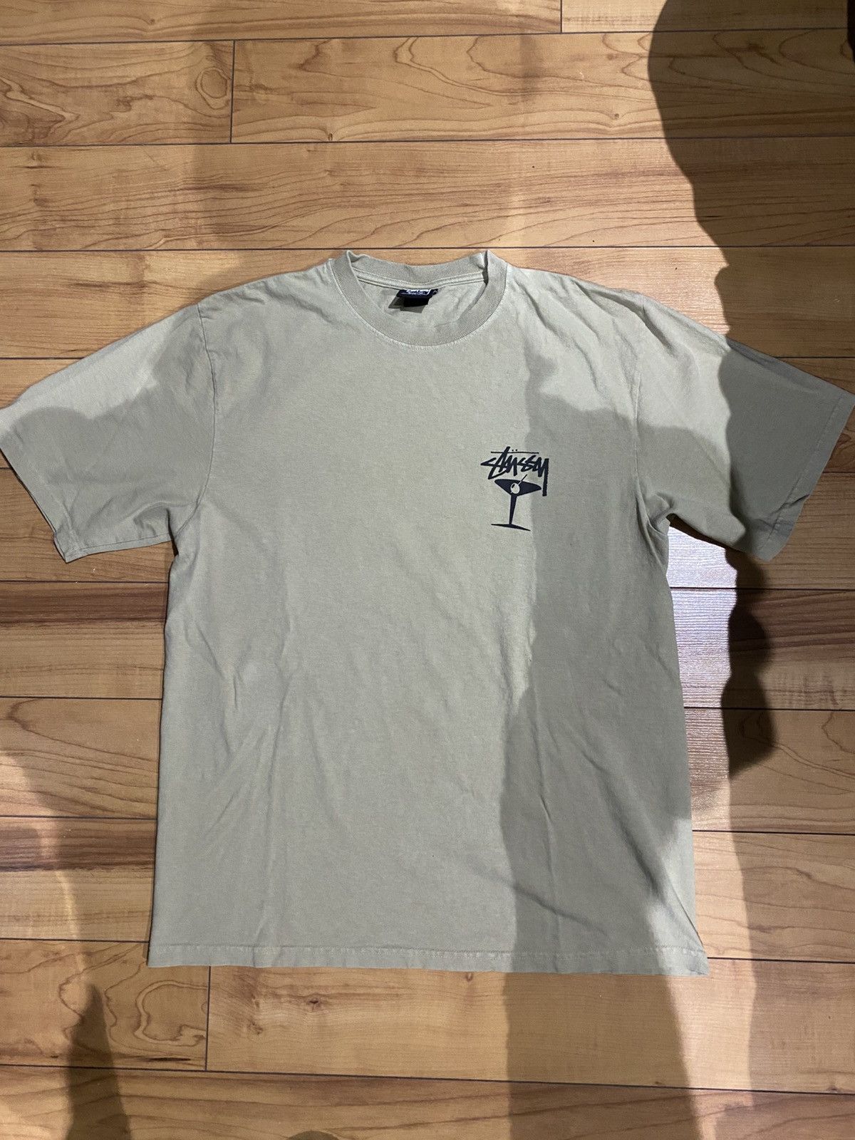 Stussy Stüssy Martini Logo Graphic T-Shirt Beige – Size M Size US M / EU 48-50 / 2 - 1 Thumbnail