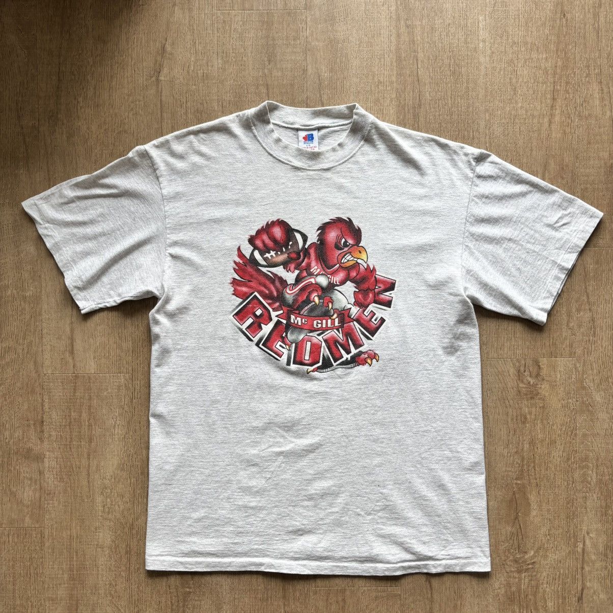 Vintage Vintage University of McGill Redmen Football Tshirt Size US L / EU 52-54 / 3 - 1 Thumbnail